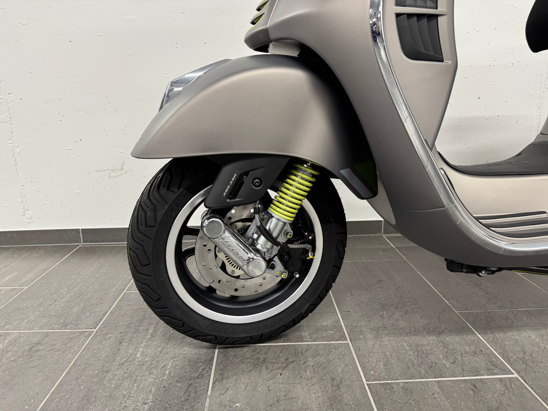 PIAGGIO GTS 310 Super Tech E5+-image-4