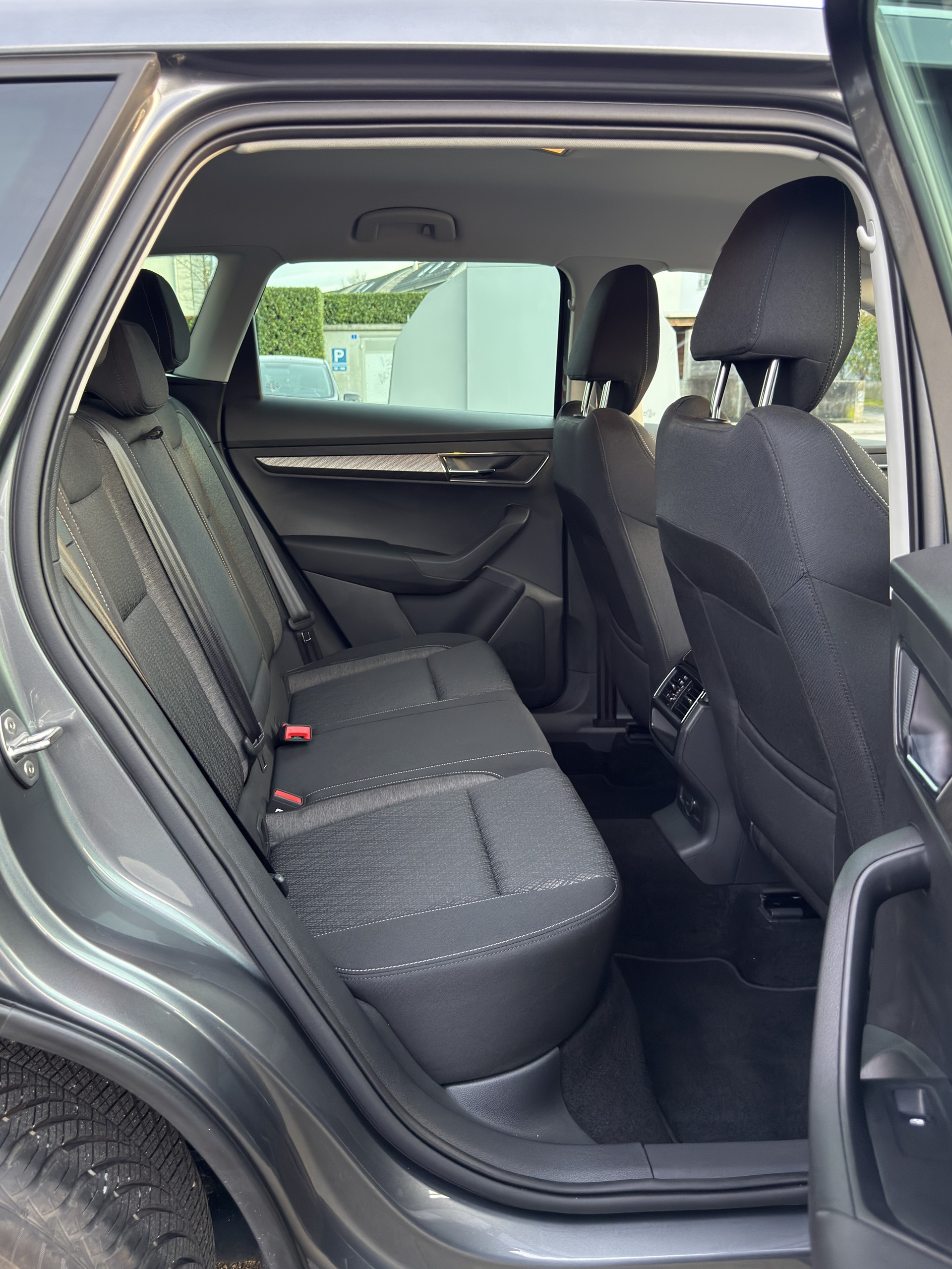 SKODA Karoq 1.5 TSI Style DSG-image-13