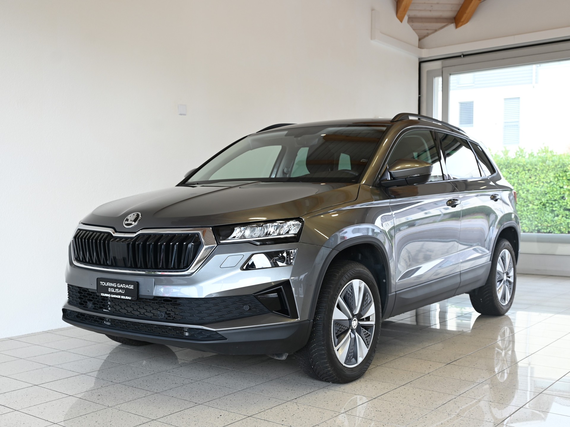 SKODA Karoq 1.5 TSI Style DSG-showroom-element-1