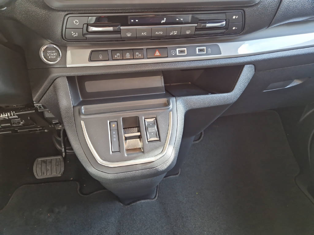 TOYOTA PROACE Verso L2 2.0 D Trend 48135/008-image-15