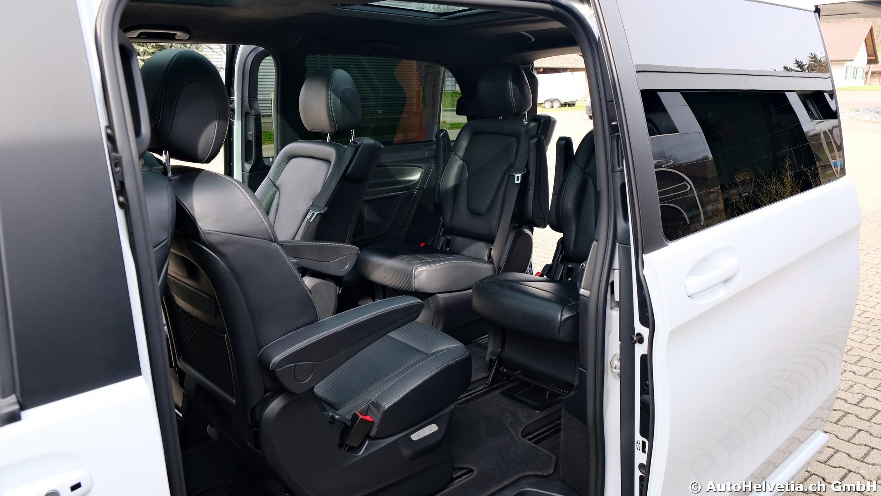 MERCEDES-BENZ V 250 d Exclusive lang 4Matic 7G-Tronic-image-18