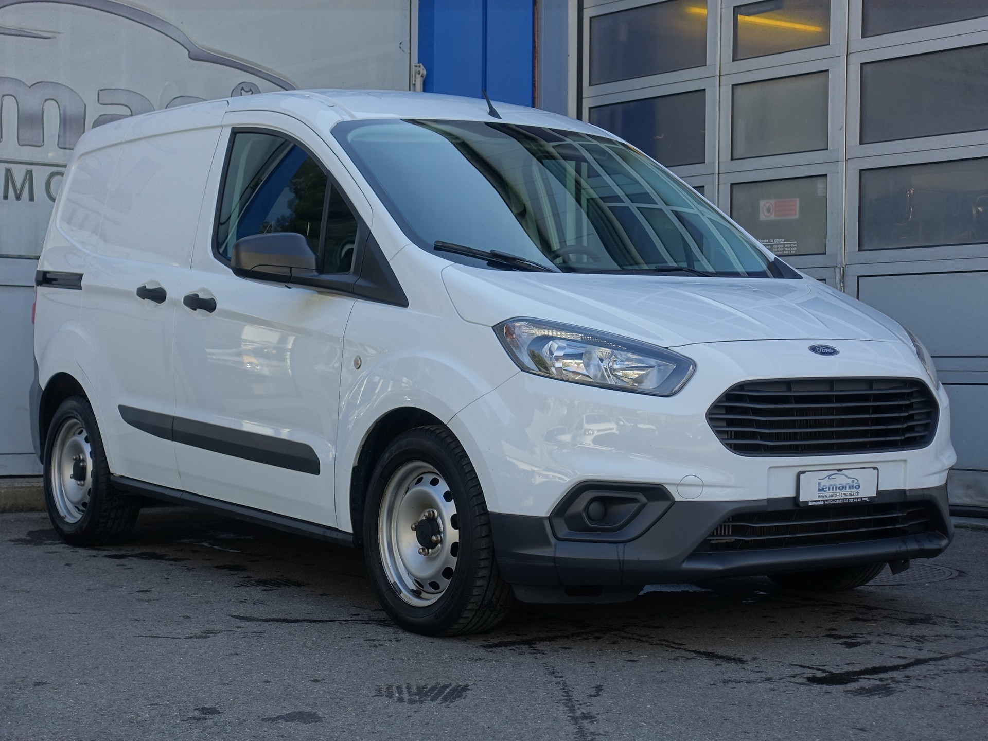FORD Transit Courier Van 1.0 EcoBoost Ambiente