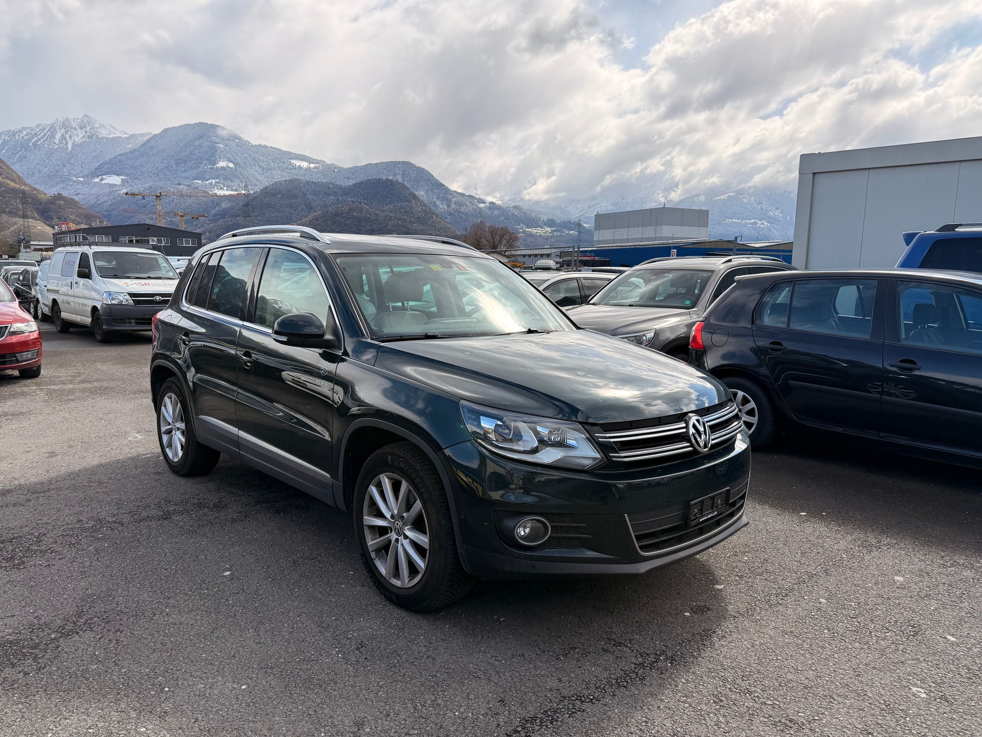 VW Tiguan 2.0 TSI Cup 4Motion-image-2