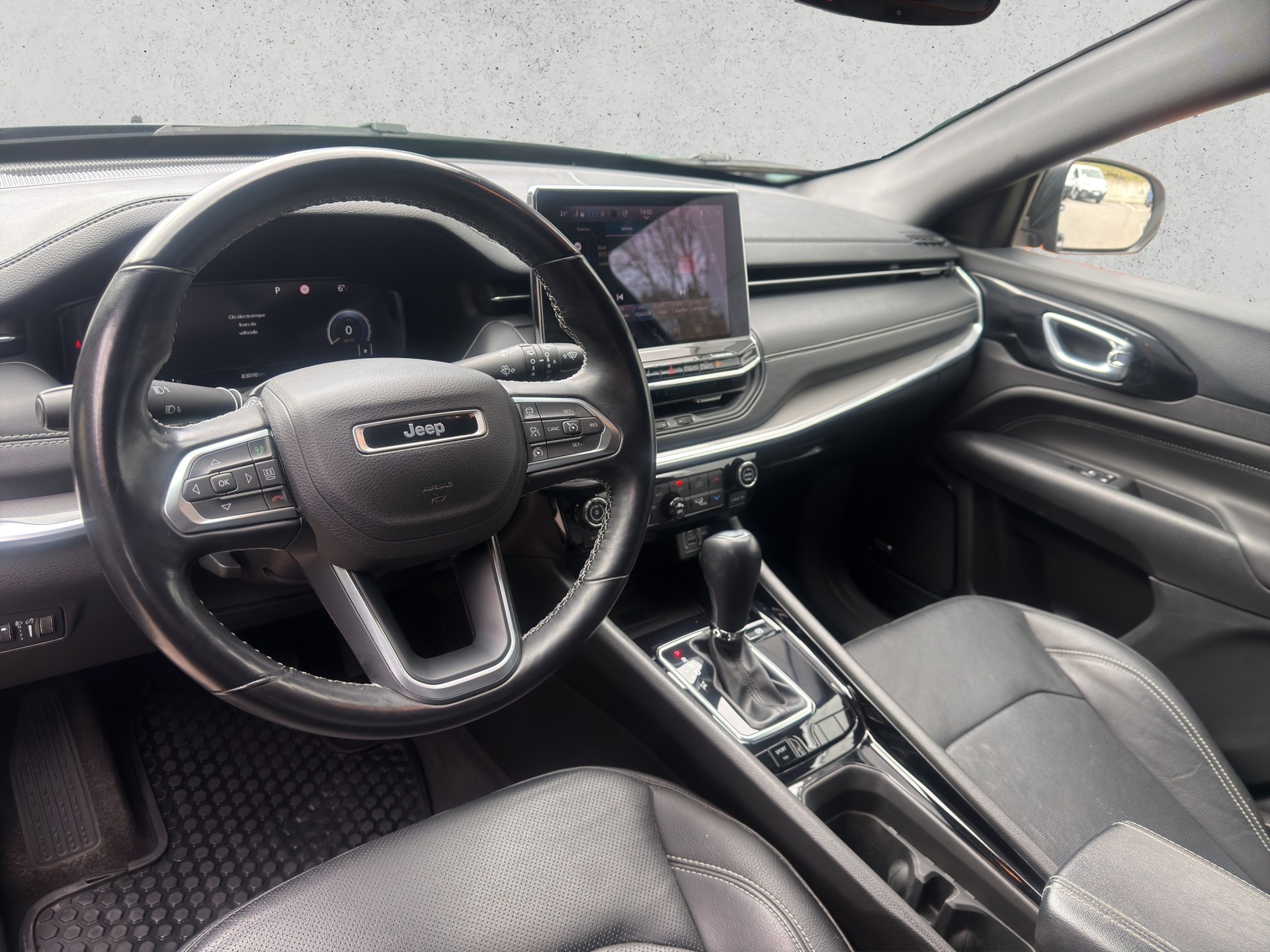 JEEP Compass 1.3 Turbo Limited-image-9