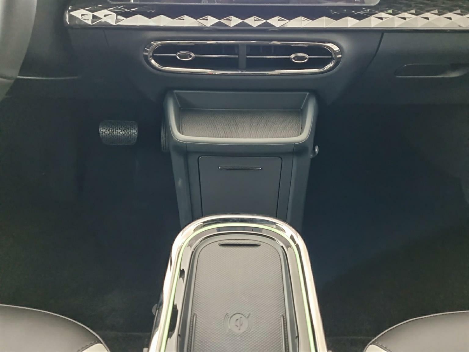 JAC E30X Elektro 51 kWh 374km Reichweite-image-12