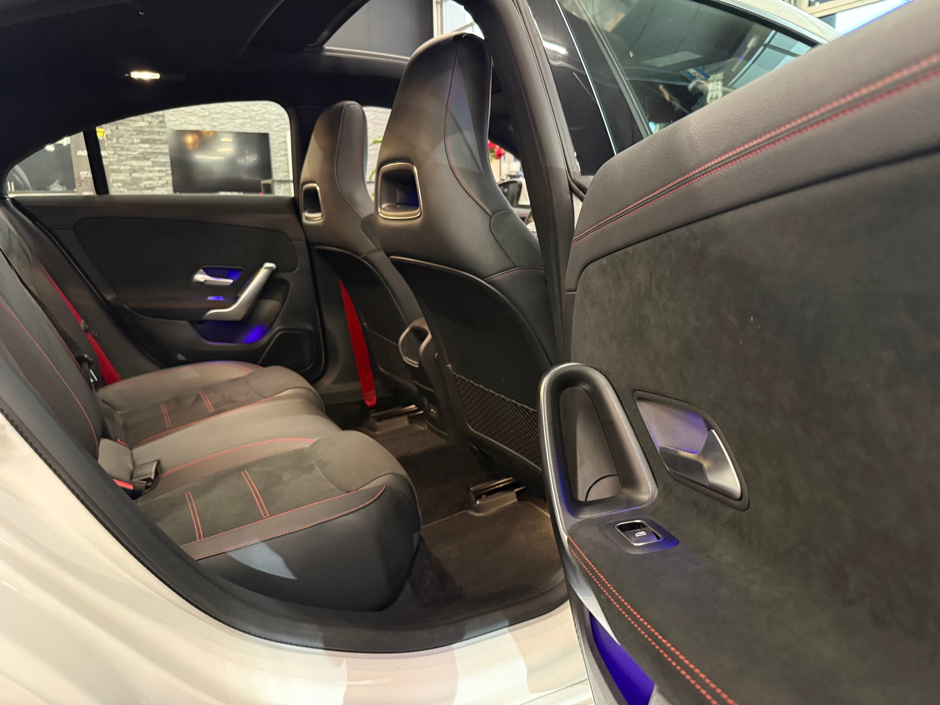 MERCEDES-BENZ CLA 45 AMG 4Matic+ 8G-DCT-image-9