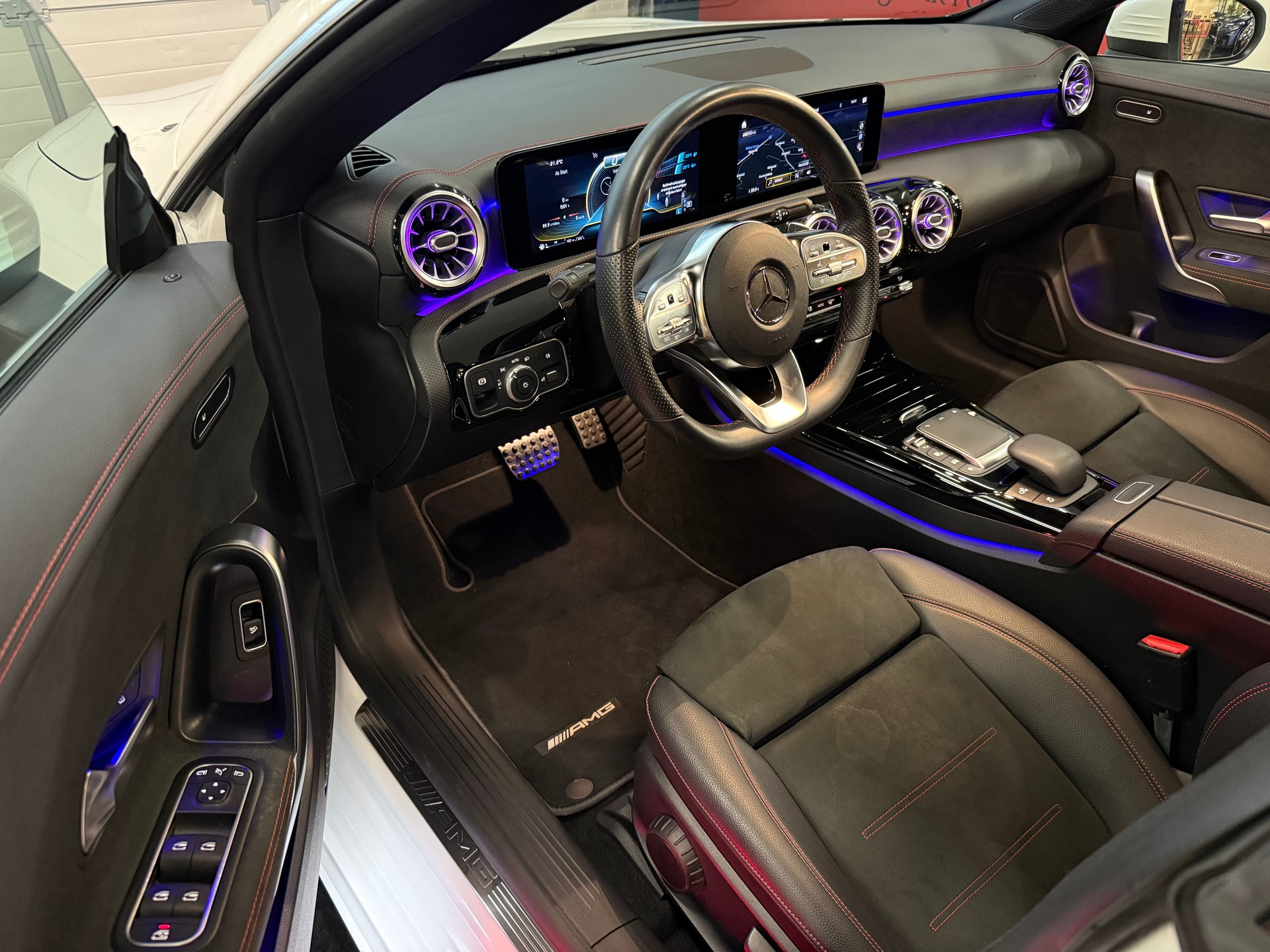MERCEDES-BENZ CLA 45 AMG 4Matic+ 8G-DCT-image-8