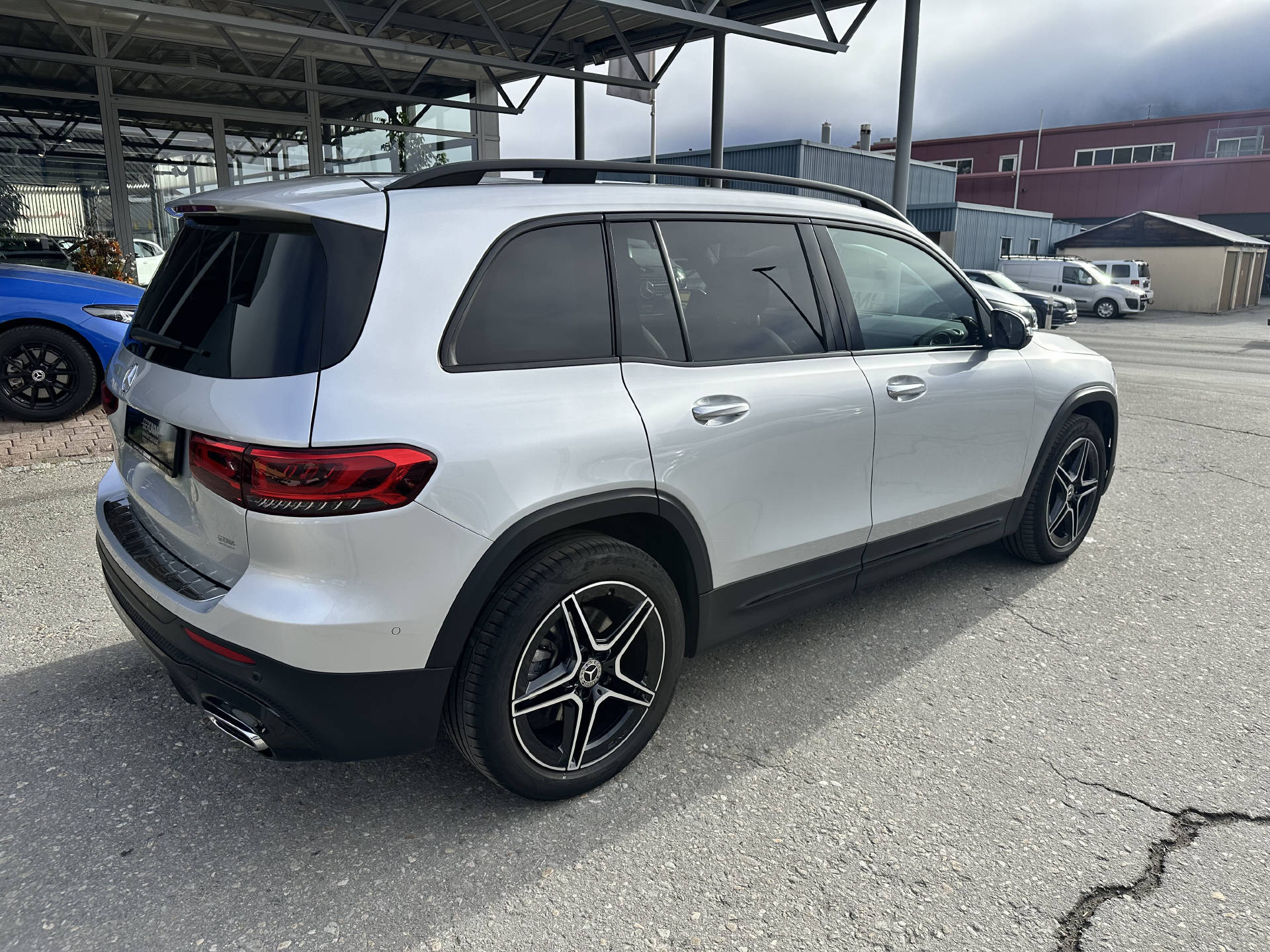 MERCEDES-BENZ GLB 250 AMG Line 4matic-image-8
