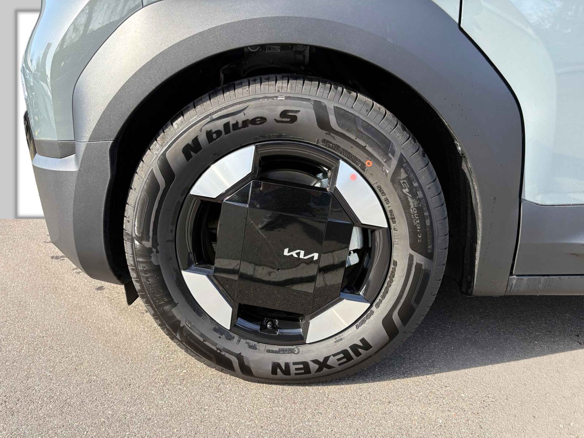 KIA PV5 71.2 kWh Plus CH-Fz.-image-6