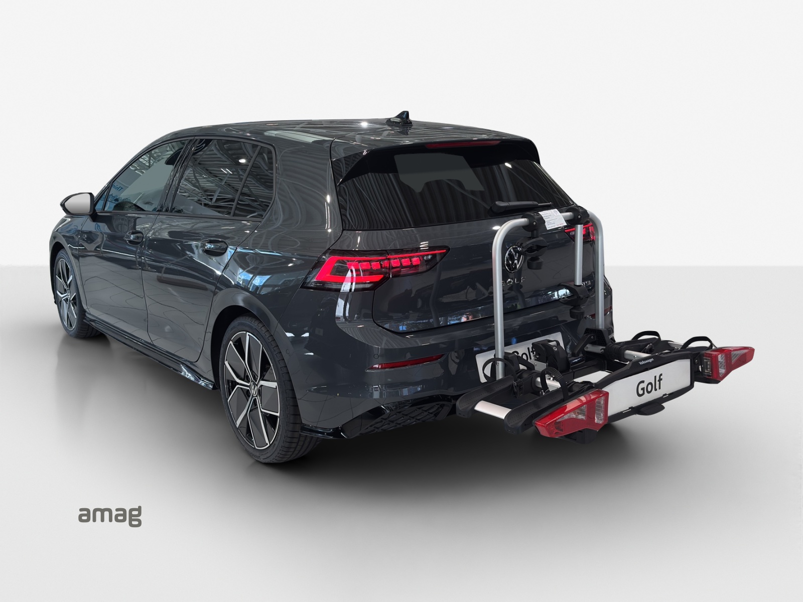 VW Golf 1.5 e TSI mHEV R-Line DSG-showroom-element-2
