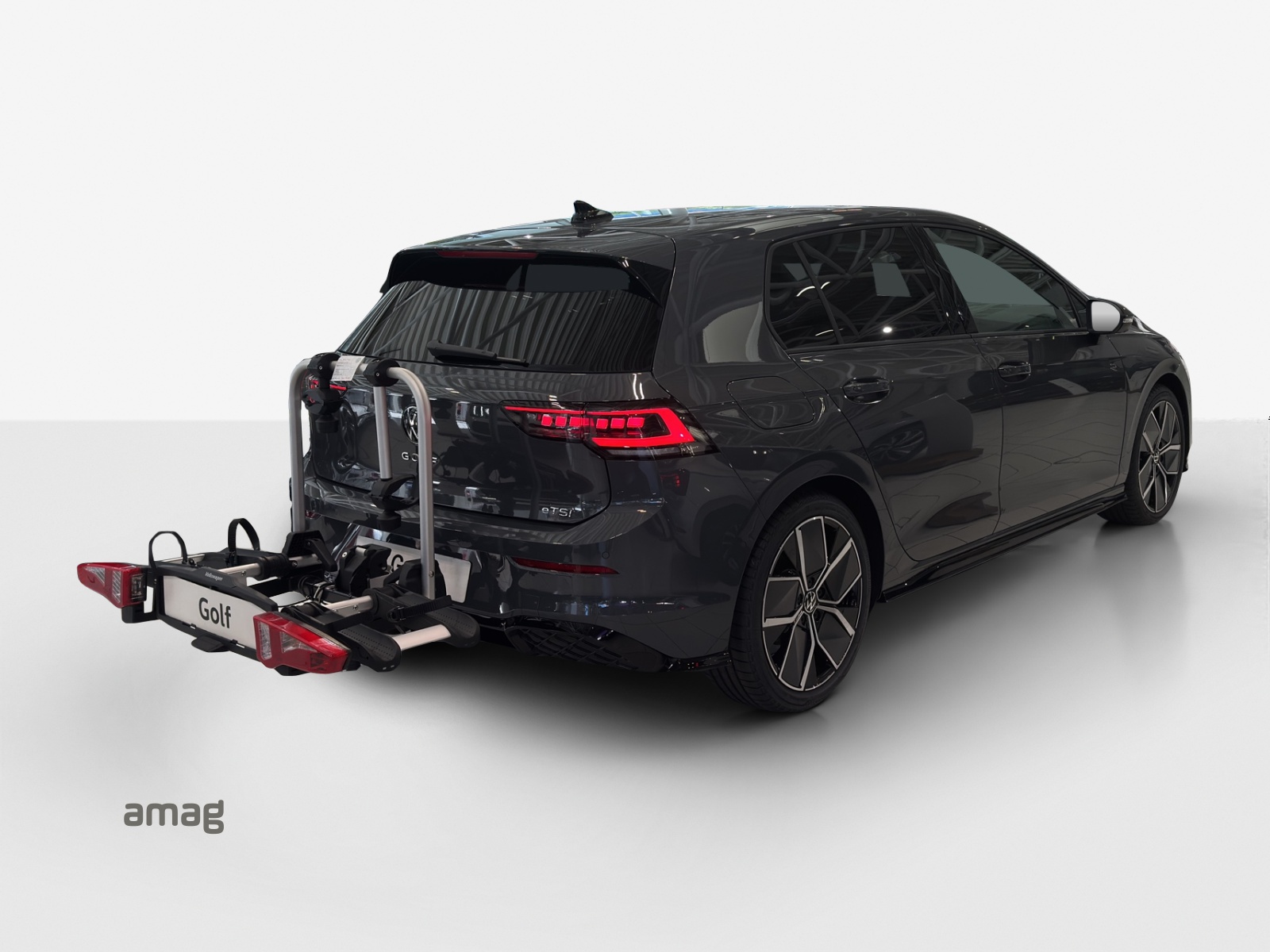 VW Golf 1.5 e TSI mHEV R-Line DSG-image-4