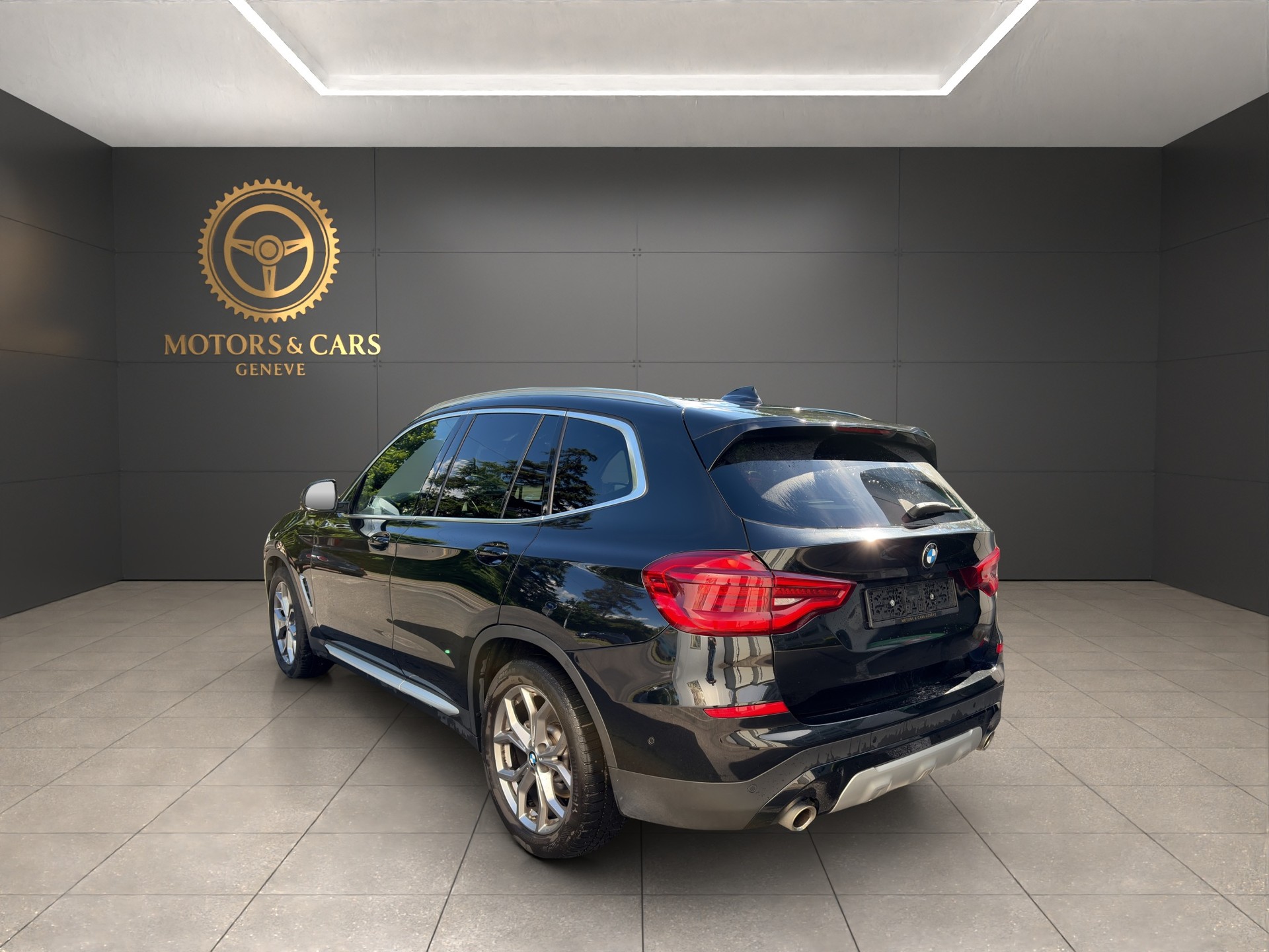 BMW X3 xDrive 20i Luxury Line Steptronic-showroom-element-2