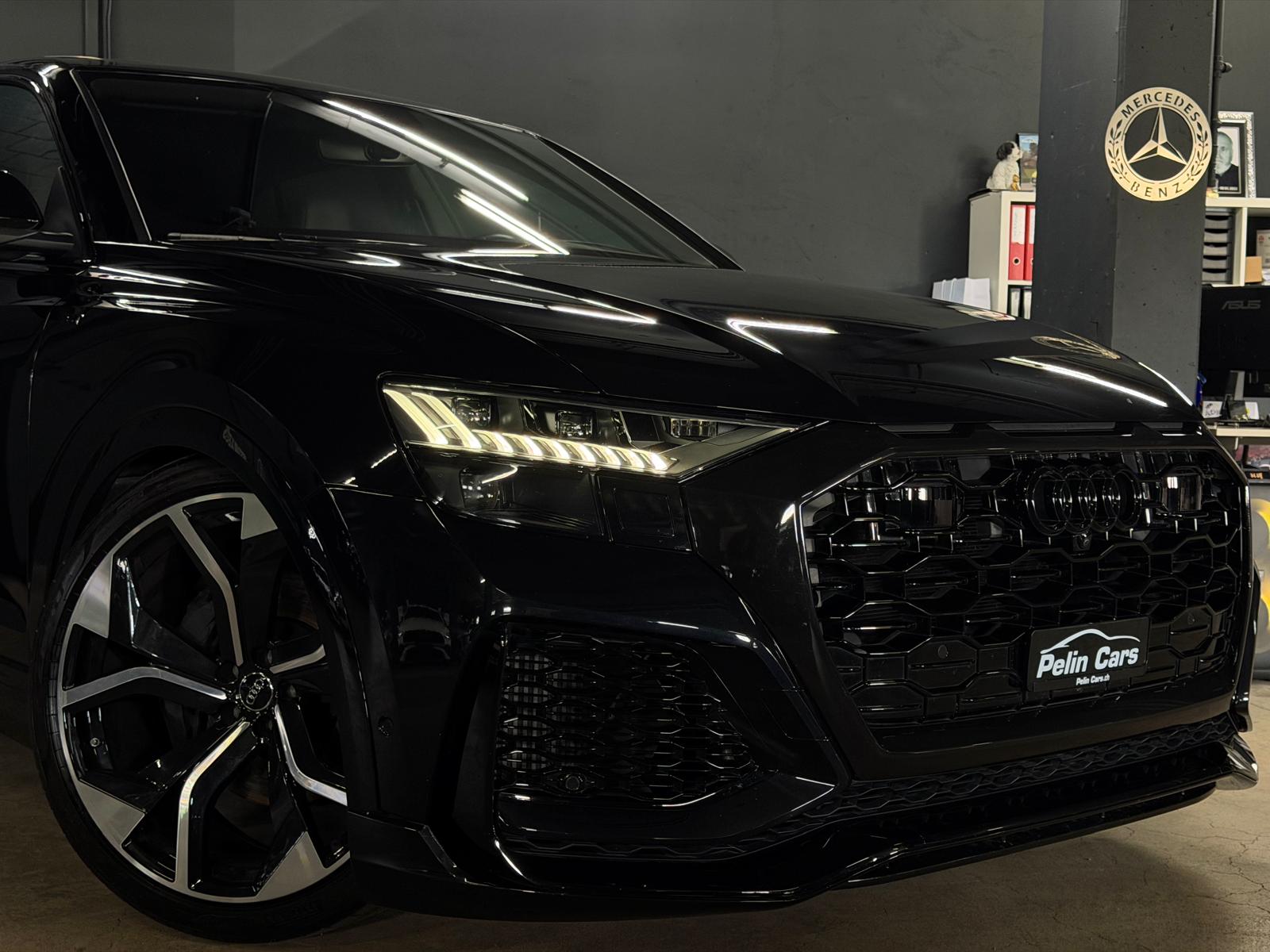 AUDI Q8 55 TFSI (RSQ8 Bodykit) All Black Performance quattro tiptronic *CH-Fahrzeug*-image-5