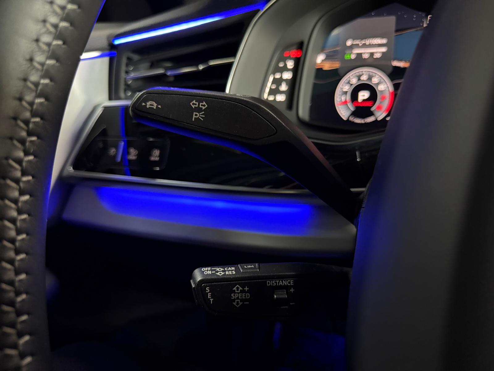 AUDI Q8 55 TFSI (RSQ8 Bodykit) All Black Performance quattro tiptronic *CH-Fahrzeug*-image-31