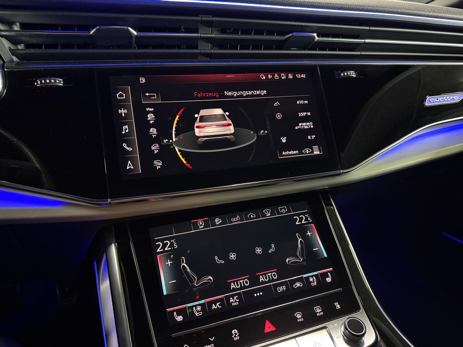 AUDI Q8 55 TFSI (RSQ8 Bodykit) All Black Performance quattro tiptronic *CH-Fahrzeug*-image-22