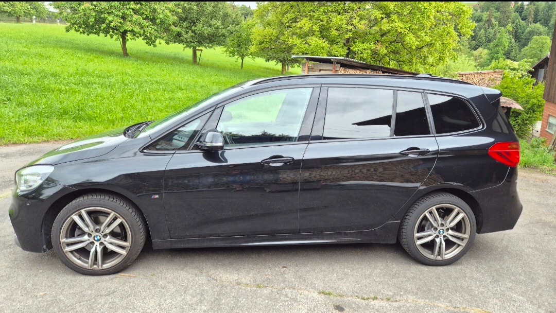 BMW 218i Gran Tourer M Sport Steptronic-image-2