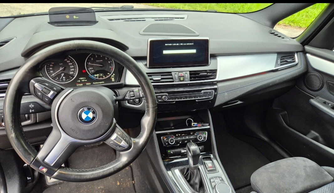 BMW 218i Gran Tourer M Sport Steptronic-image-13