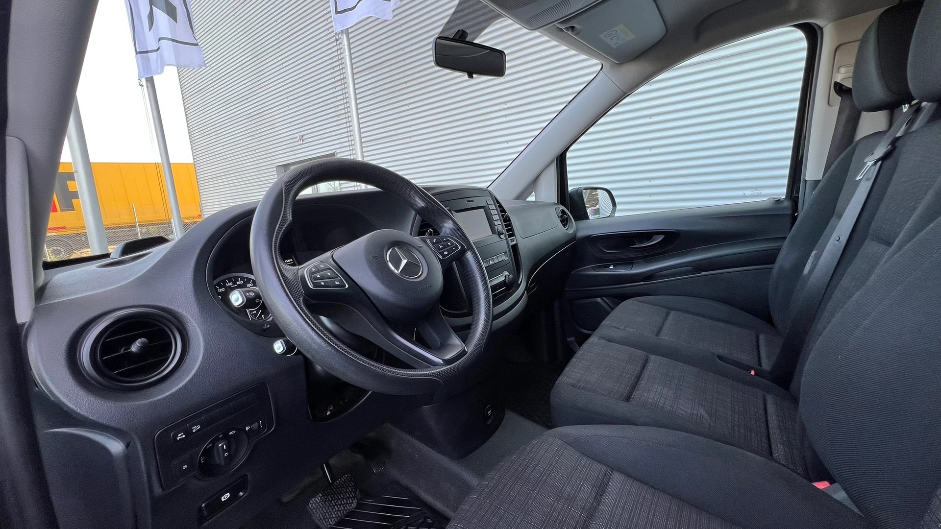 MERCEDES-BENZ VITO 119 BLUETEC L 4MATIC 7G-TRONIC EURO 6 l 190 PS-image-25