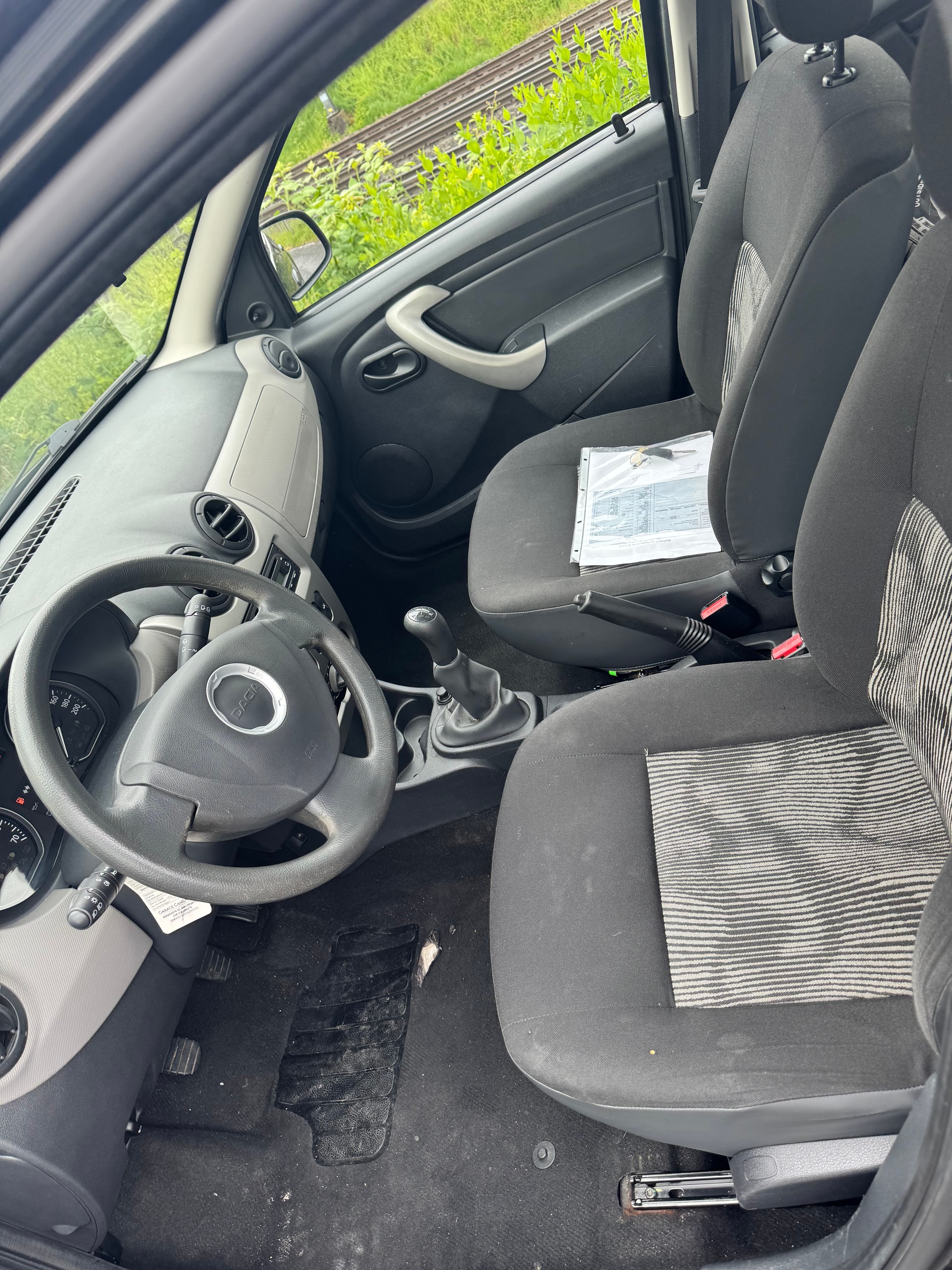 DACIA Sandero 1.6 Ambiance-image-5