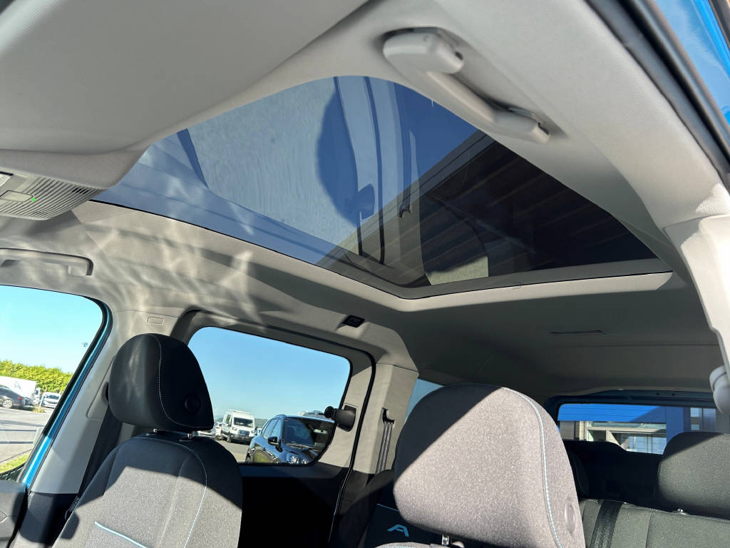 FORD TOURNEO CONNECT Grand 1.5 EcoBoost 150 Active PHEV-image-19