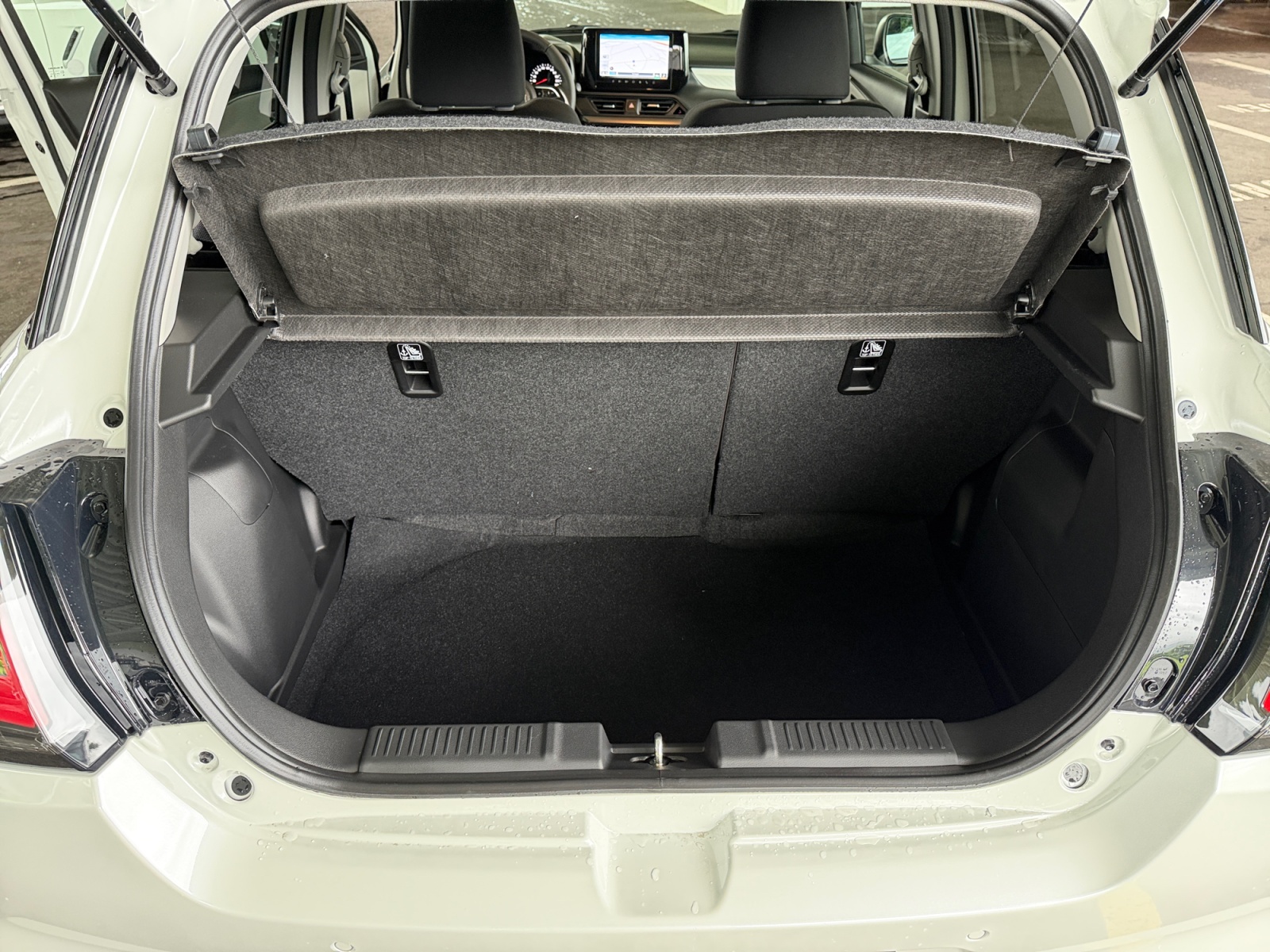 SUZUKI Swift 1.2 Compact Top Hybrid-image-14