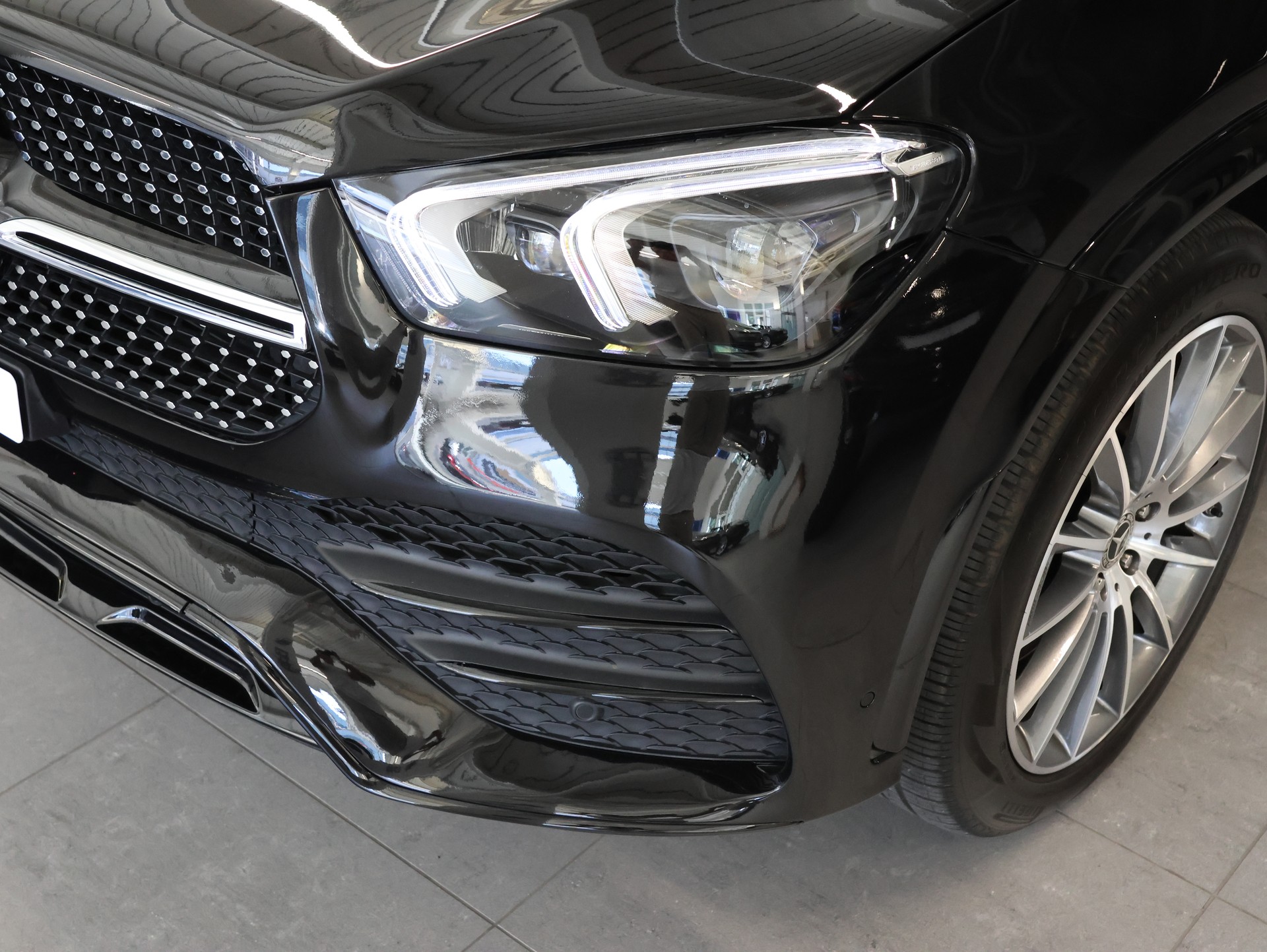 MERCEDES-BENZ GLE 450 4Matic AMG Line 9G-Tronic *Burmester* *360 Kamera* *Panorama*-image-9
