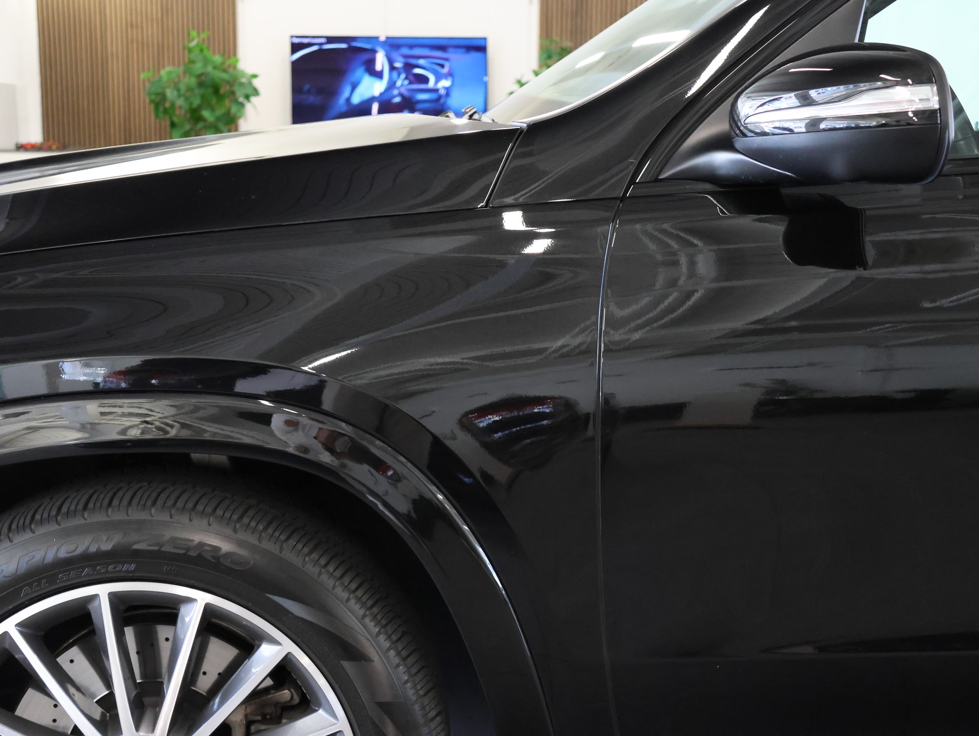 MERCEDES-BENZ GLE 450 4Matic AMG Line 9G-Tronic *Burmester* *360 Kamera* *Panorama*-image-14