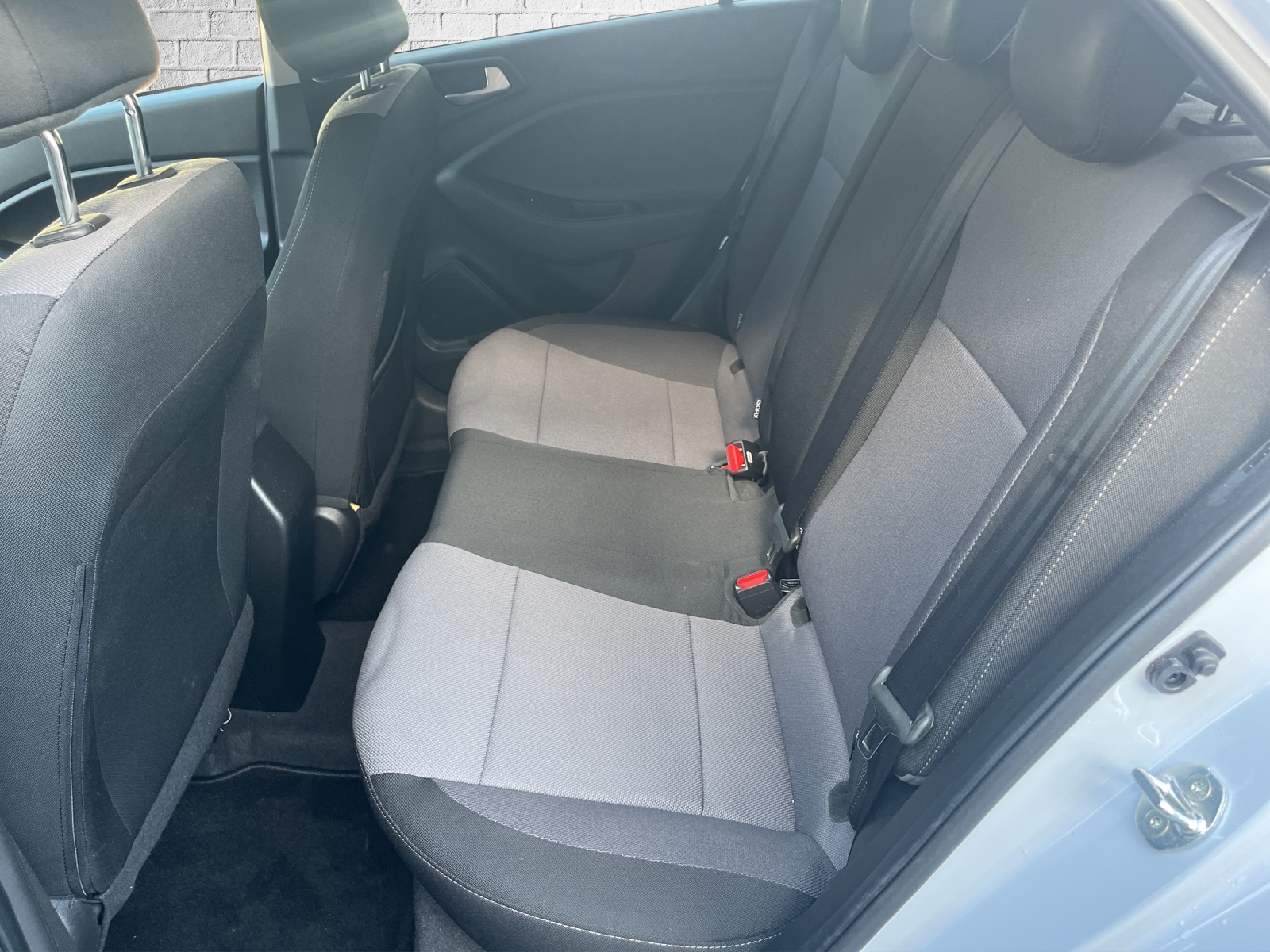 HYUNDAI i20 1.0 T-GDi Amplia DCT-image-14