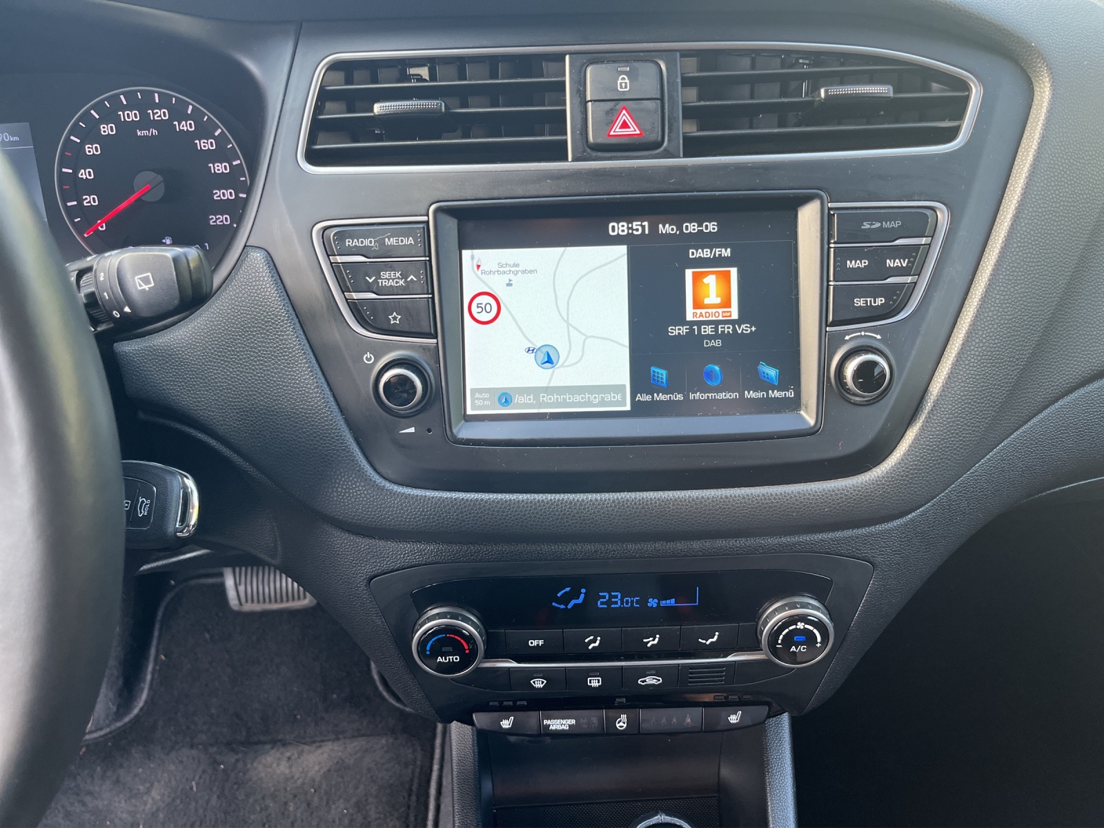 HYUNDAI i20 1.0 T-GDi Amplia DCT-image-10