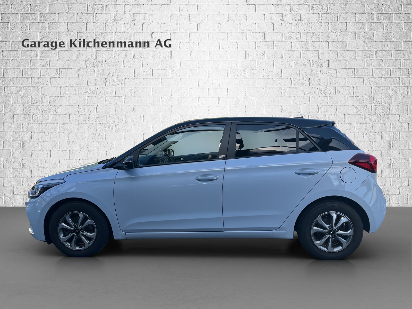 HYUNDAI i20 1.0 T-GDi Amplia DCT-showroom-element-1