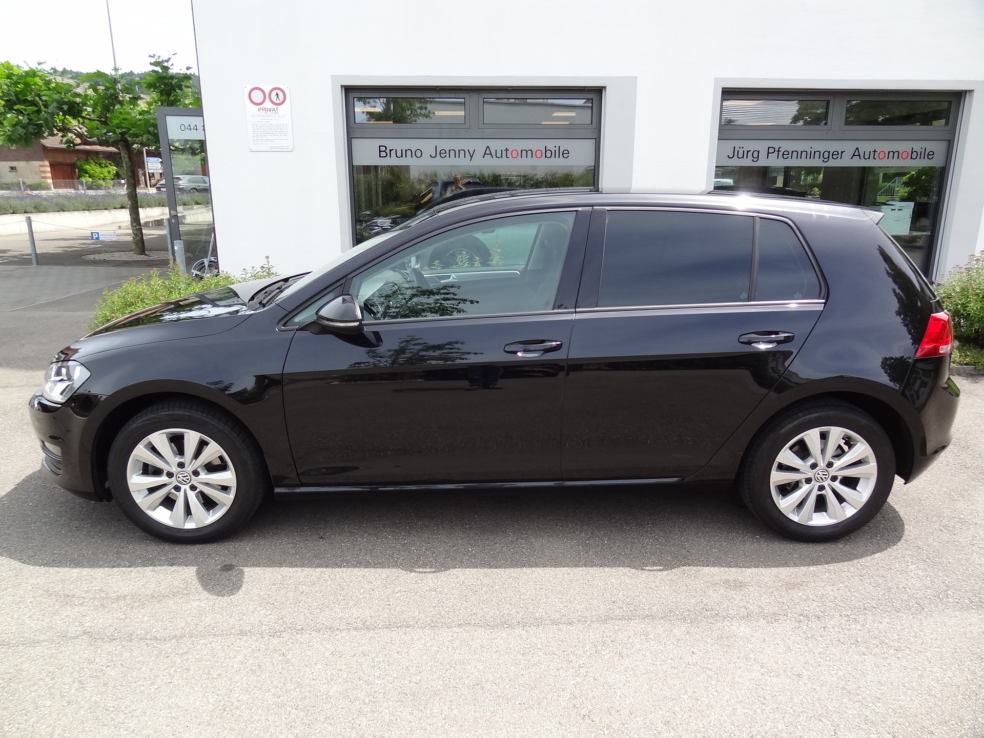 VW Golf 1.6 TDI Comfortline 4Motion-showroom-element-1