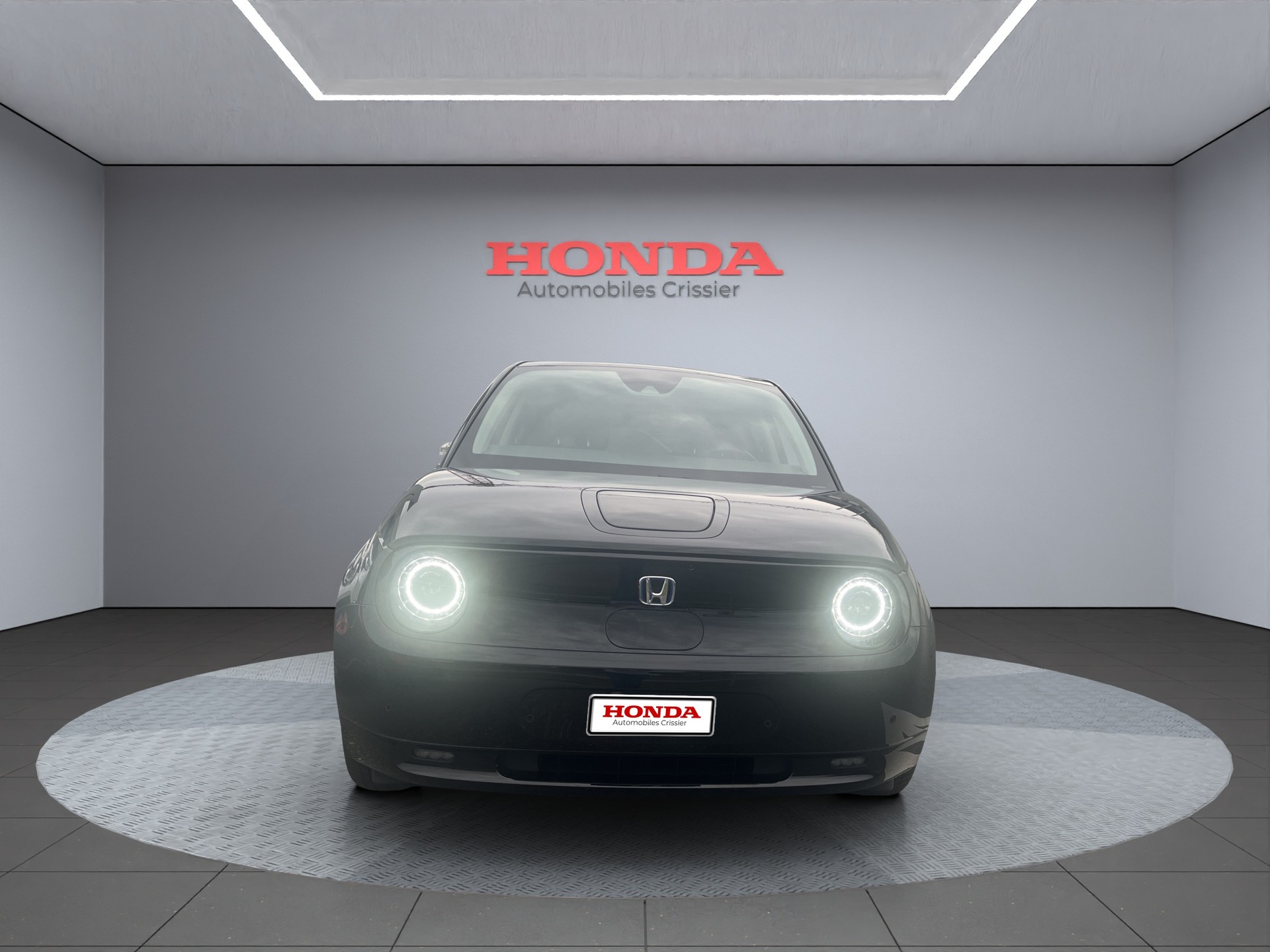HONDA e electric-showroom-element-1
