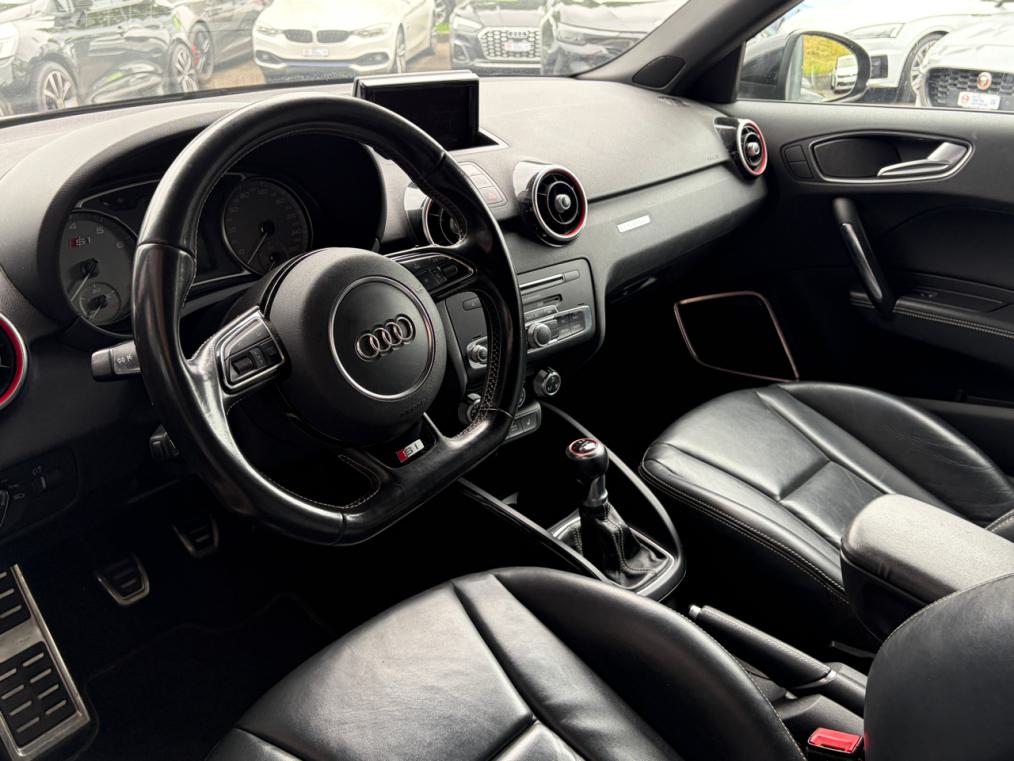 AUDI S1 Sportback 2.0 TFSI quattro-showroom-element-3