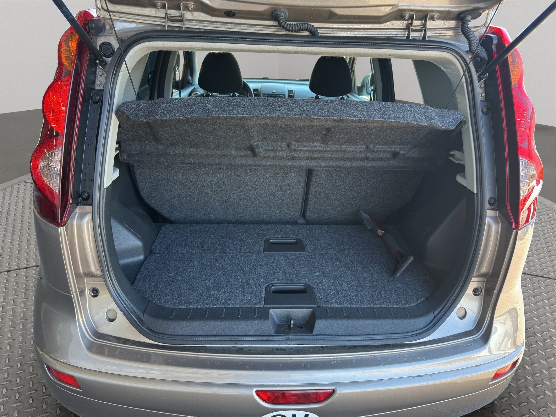 NISSAN Note 1.6 acenta Automatic-image-15