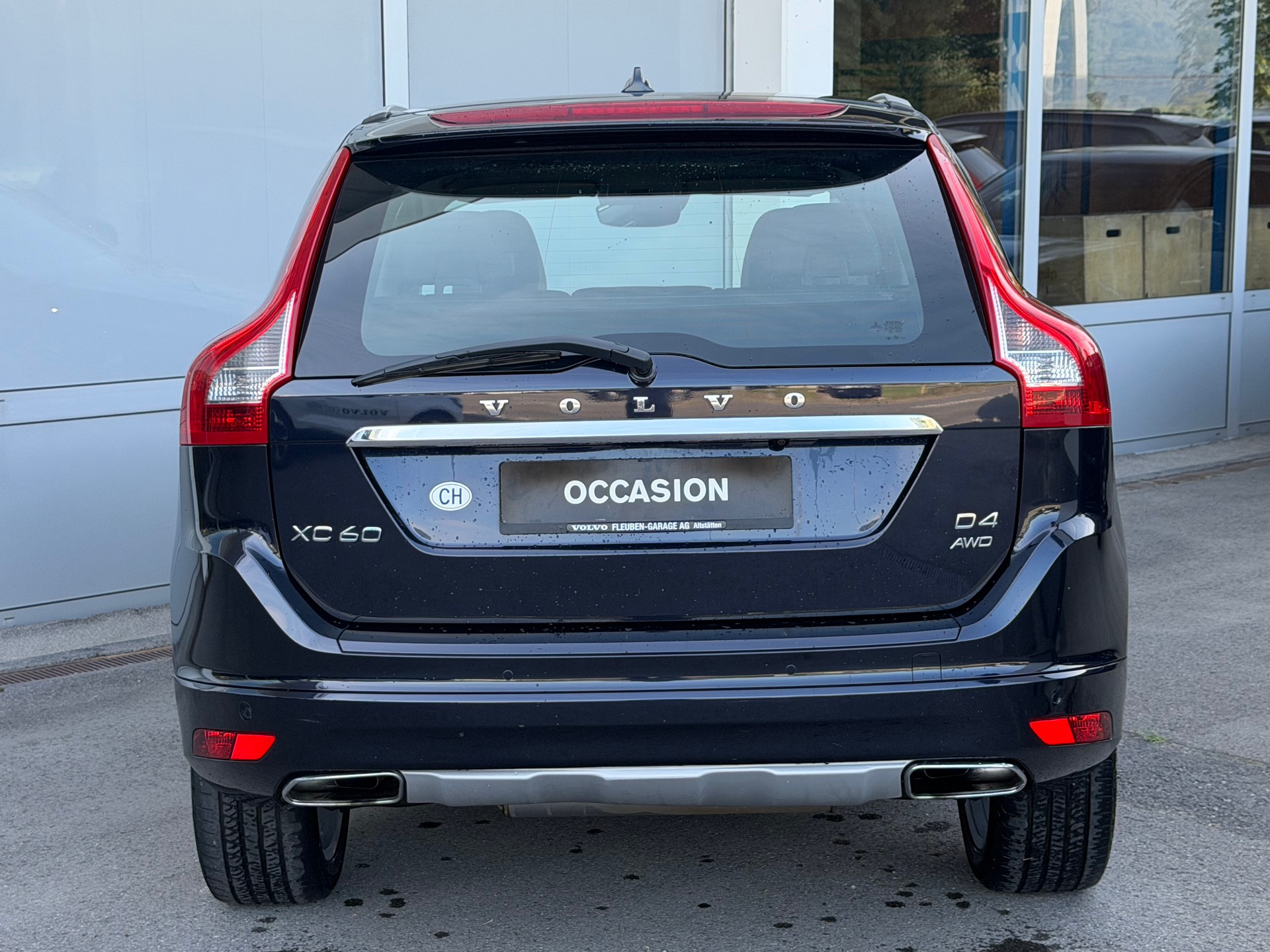 VOLVO XC60 D4 AWD Summum Geartronic-image-23