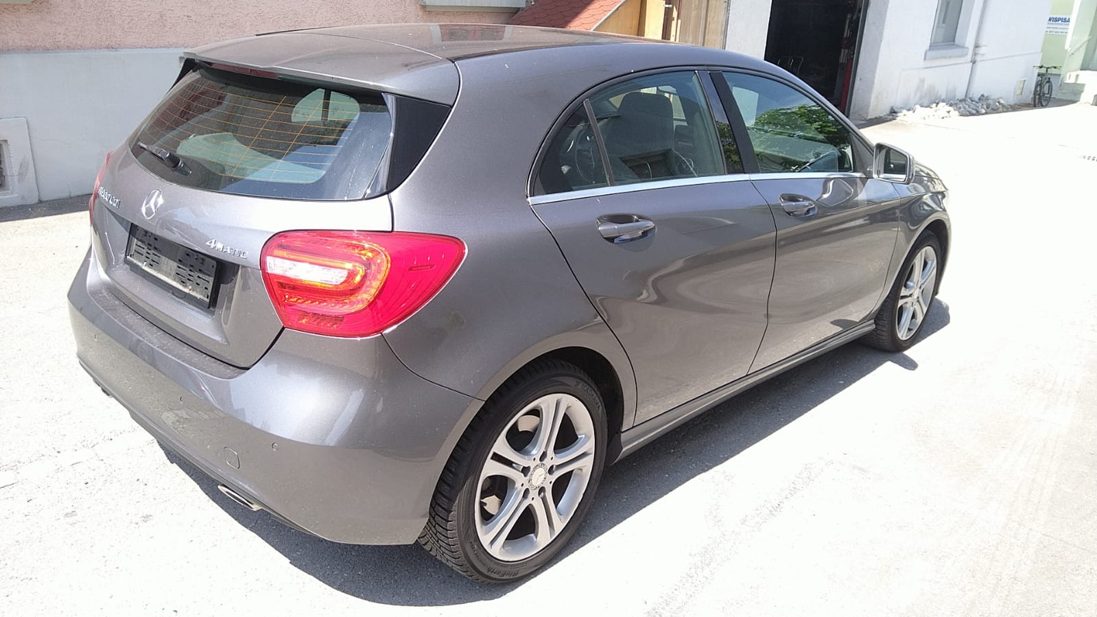 MERCEDES-BENZ A 200 CDI Style 4Matic 7G-DCT-image-3