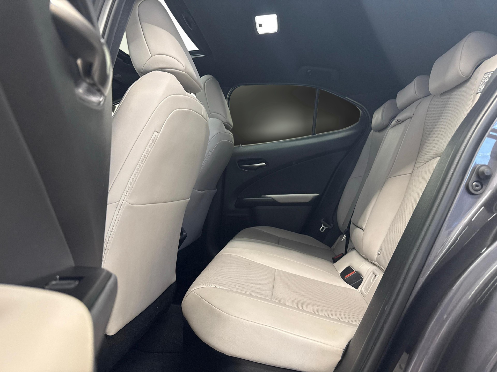 LEXUS UX 250h Excellence - Ruote invernali incluse-image-11