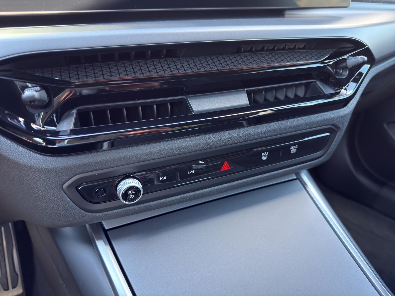 BMW M2 Coupé M Drive Professional-image-15