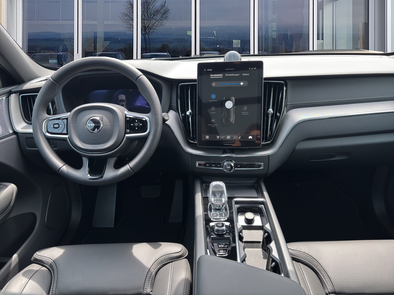VOLVO XC60 2.0 T8 TE Black Edition eAWD-image-10