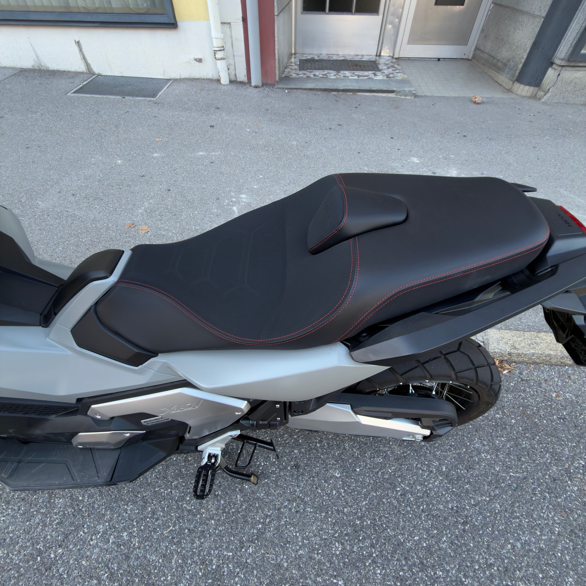HONDA X-ADV 750-image-3