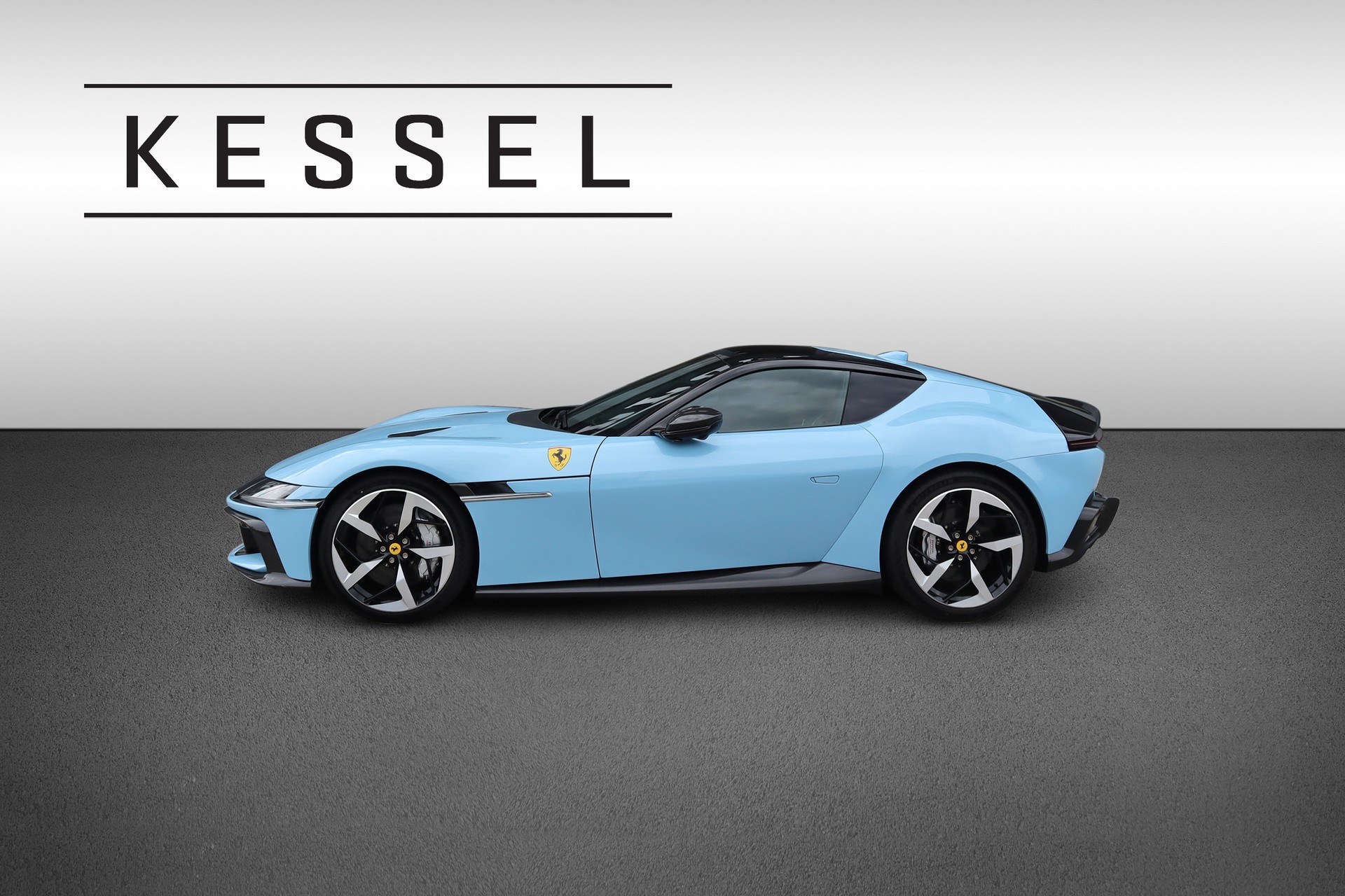 FERRARI 12 Cilindri-showroom-element-3