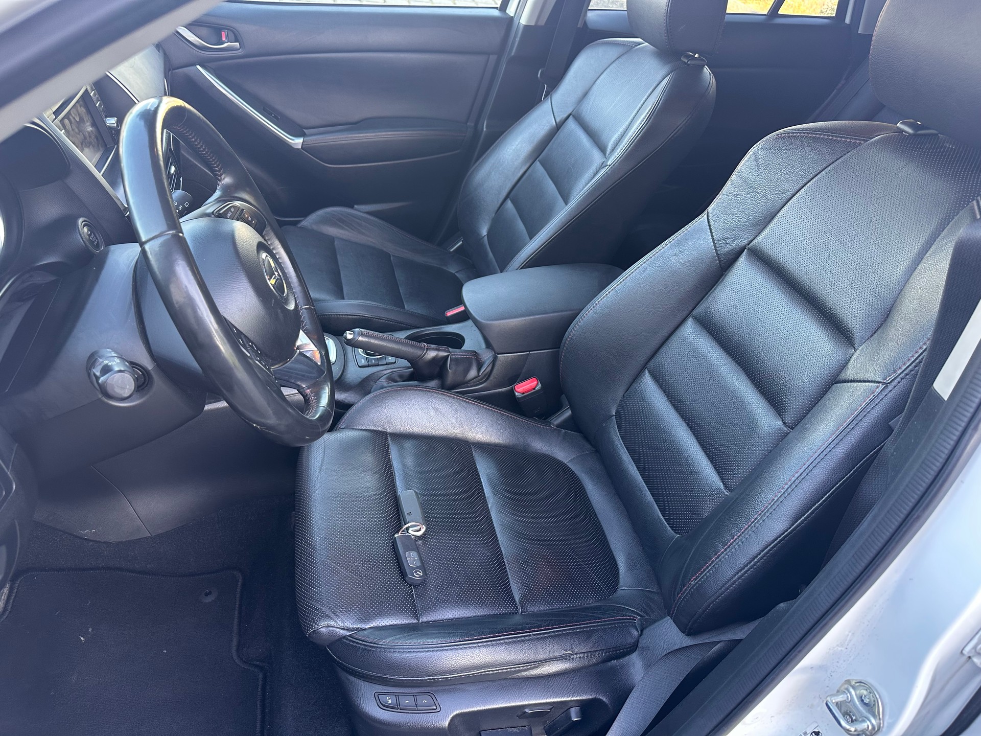 MAZDA CX-5 2.2 D HP Revolution AWD Automatic-image-6