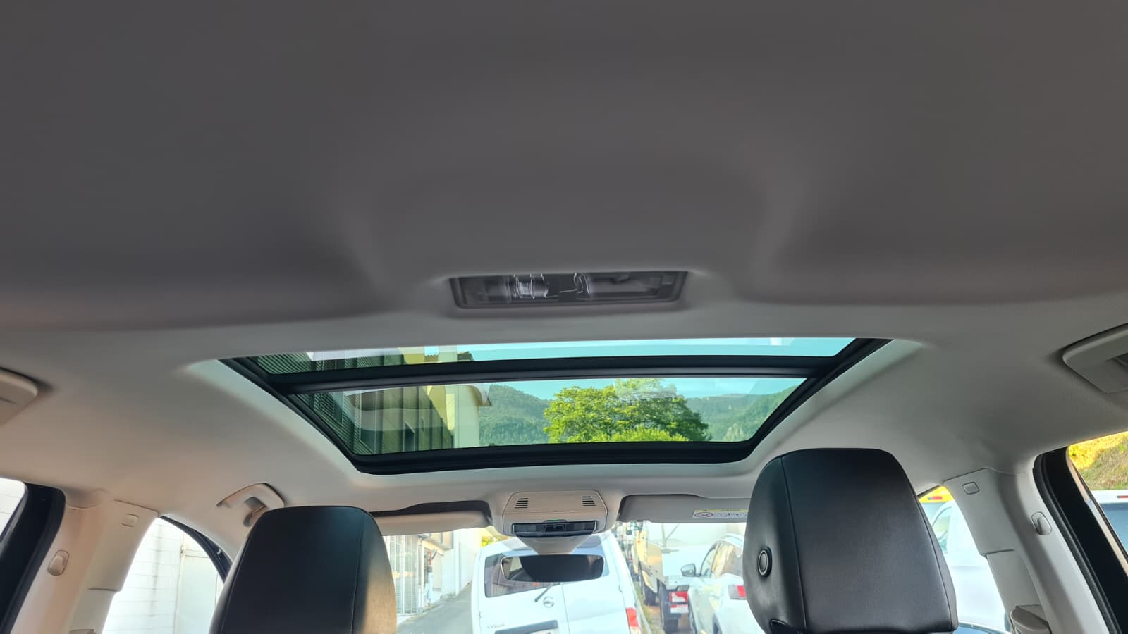 SKODA Enyaq iV 80 SportLine ** Voll-Leder ** Gr-Navi ** RF-Kamera ** Sitzmemory ** Anh-Kupplung ** Panorama-Glasdach ** Ab MFK **-image-20