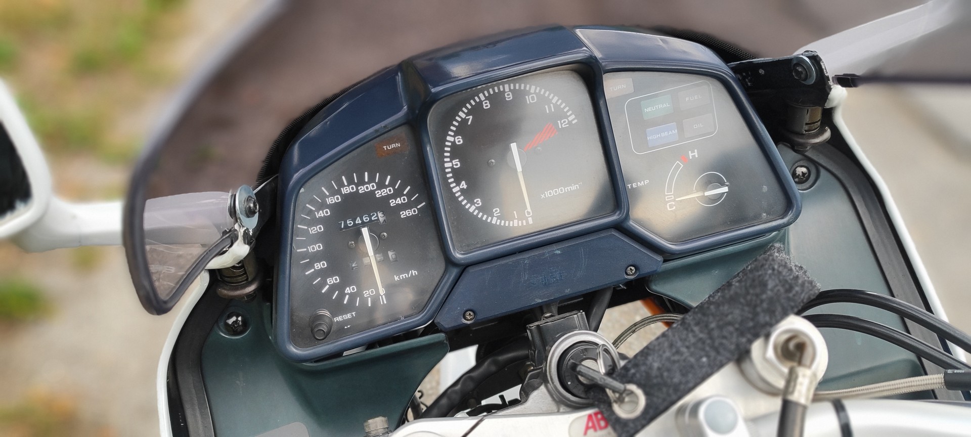 HONDA VFR 750 F G/H-image-4