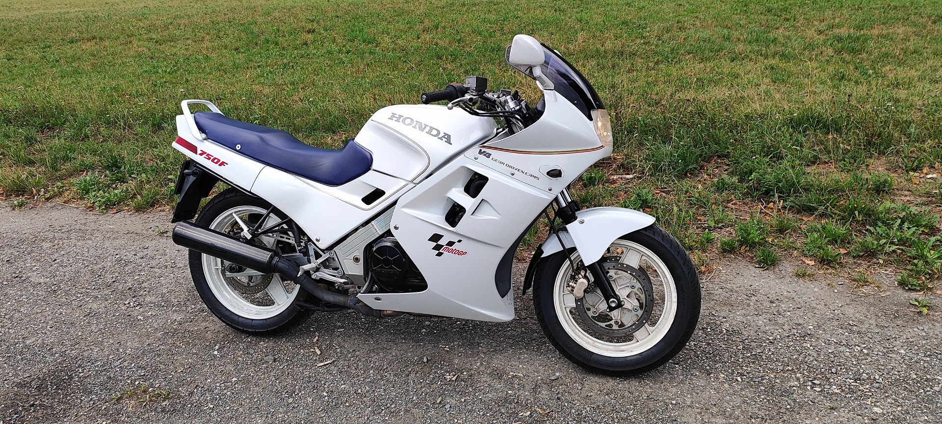 HONDA VFR 750 F G/H-image-0