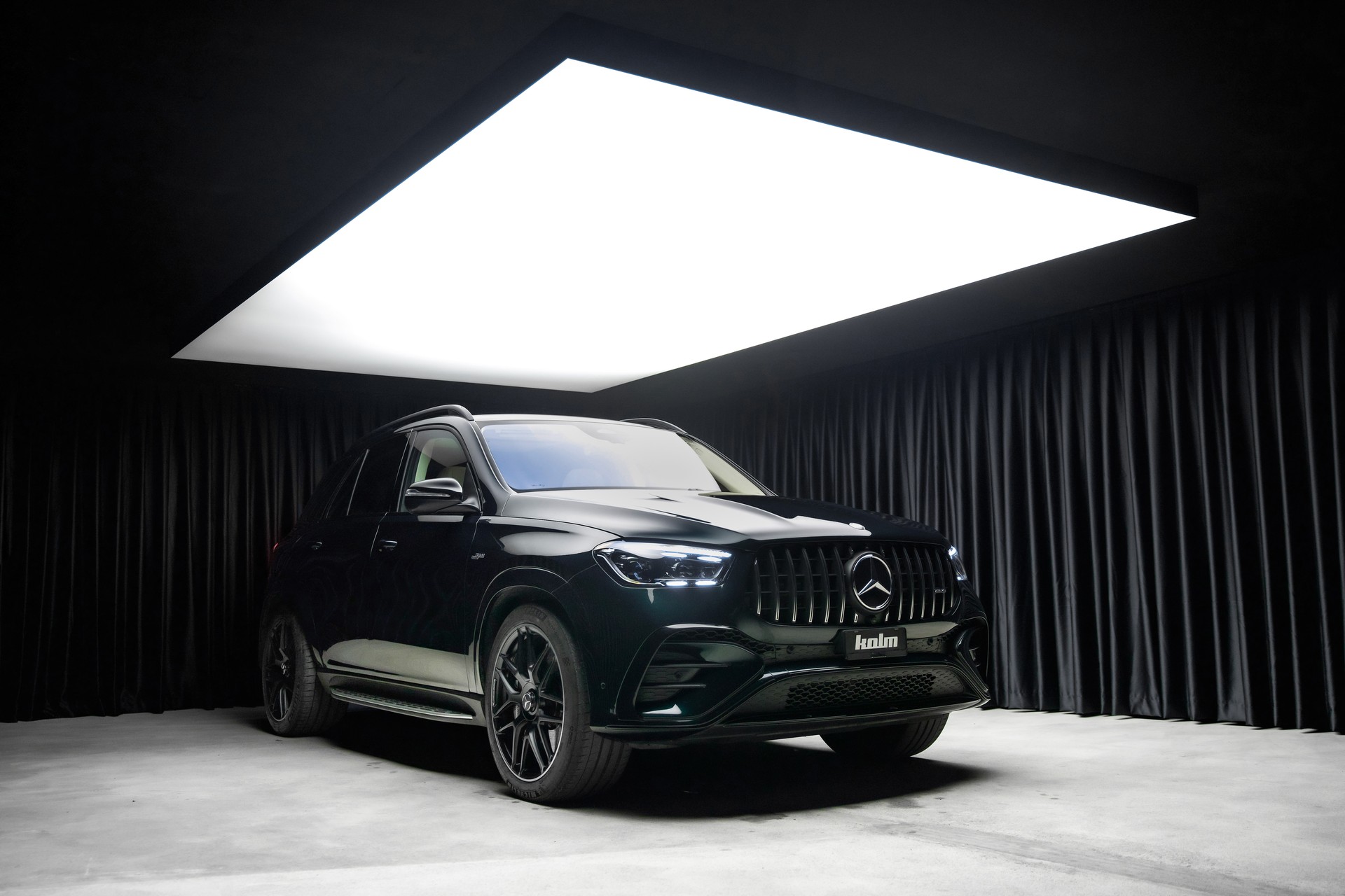 MERCEDES-BENZ GLE 53 AMG 4Matic+ 9G-Speedshift-showroom-element-2
