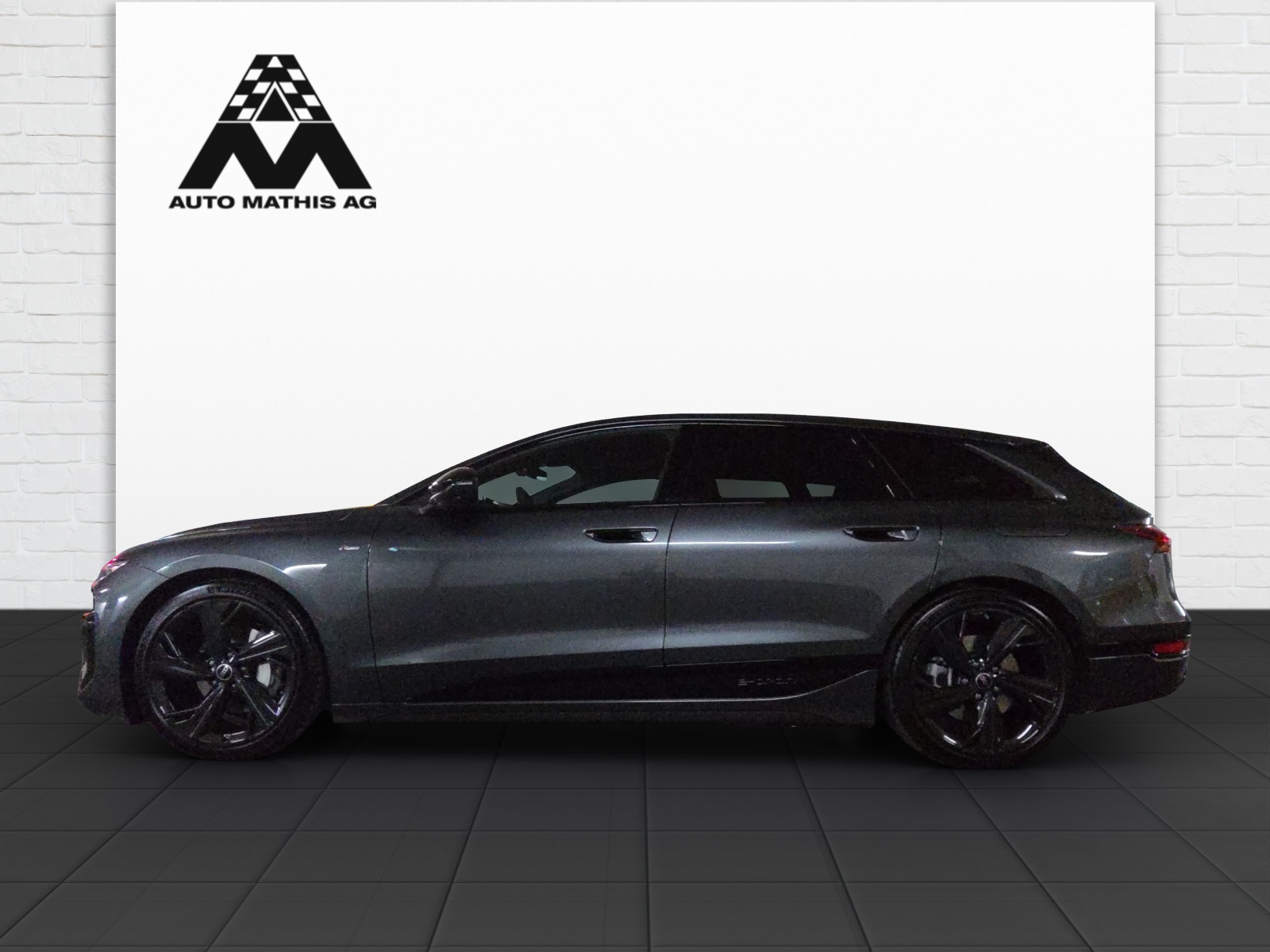 AUDI A6 Avant e-tron quattro-showroom-element-2