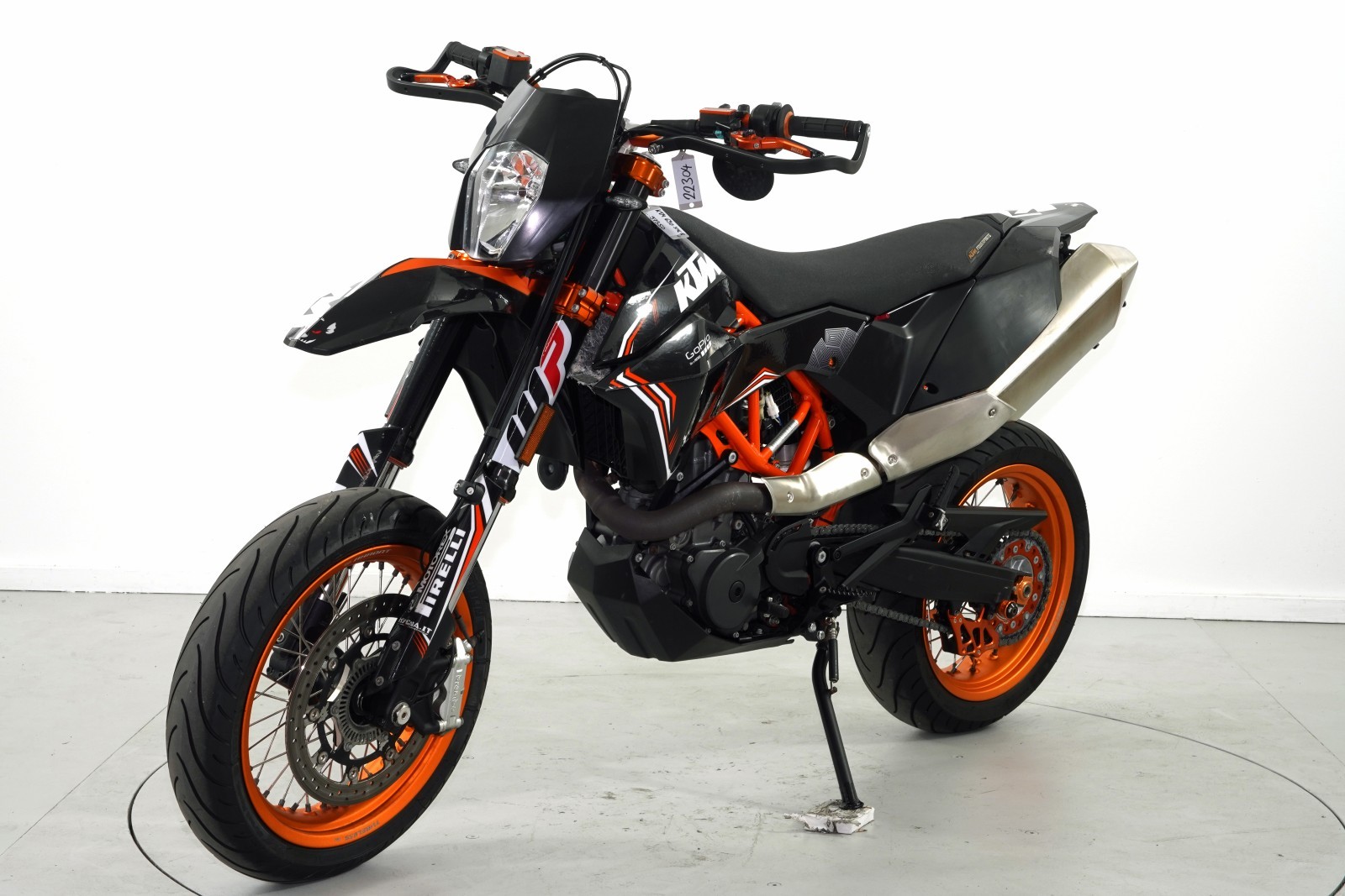 KTM 690 SMC R ABS-image-2