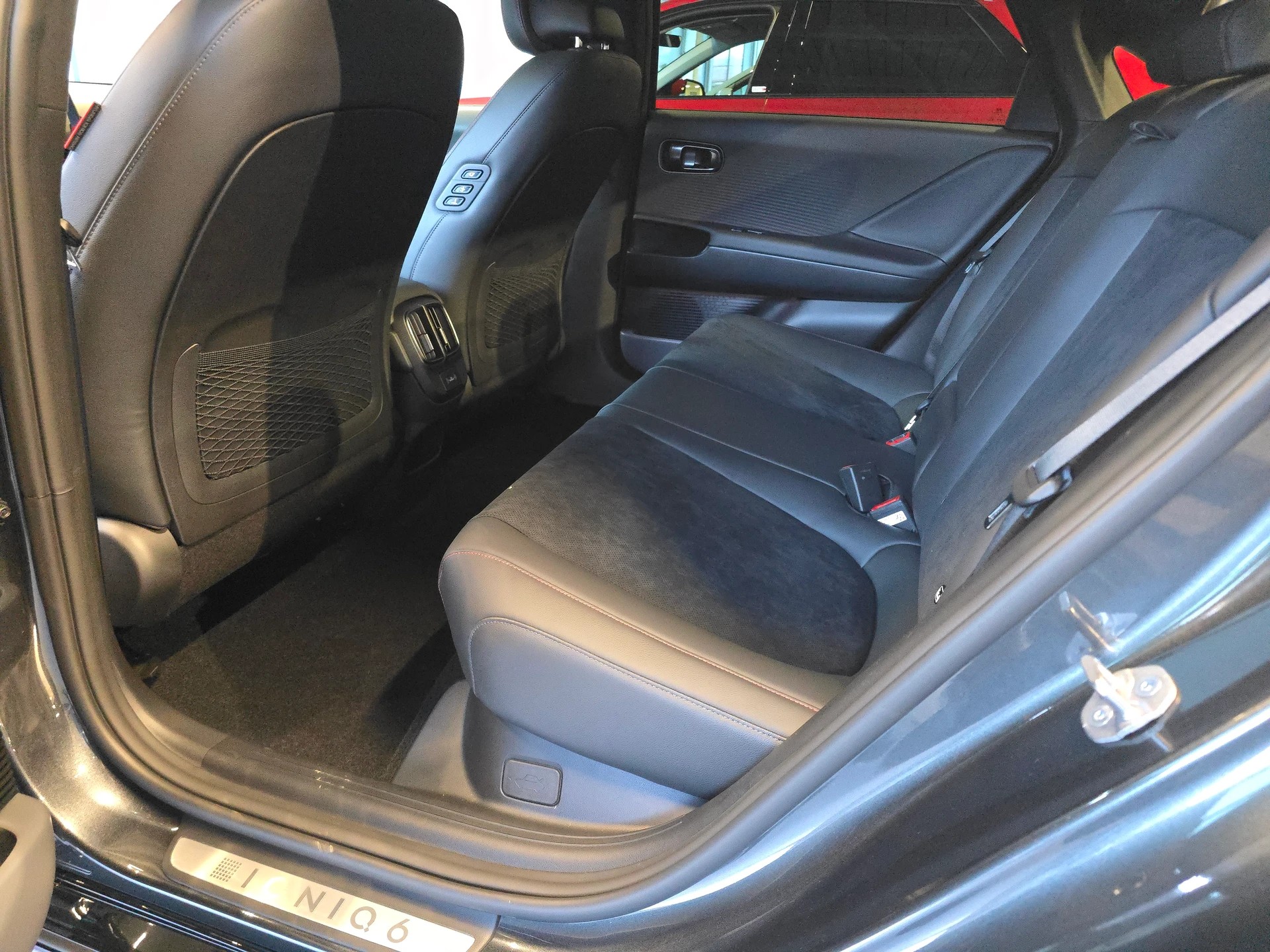 HYUNDAI Ioniq 6 84kWh N Line 4WD-image-8