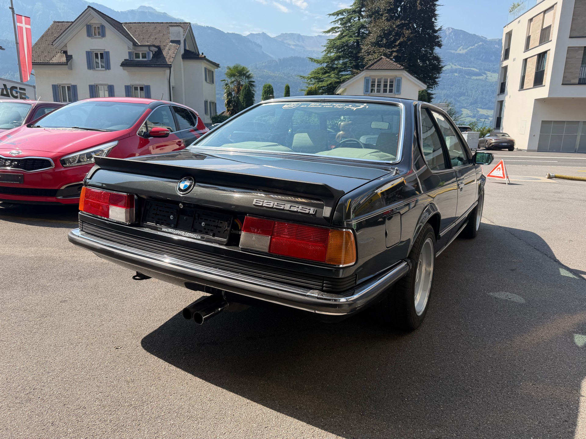 BMW 635CSi-image-5